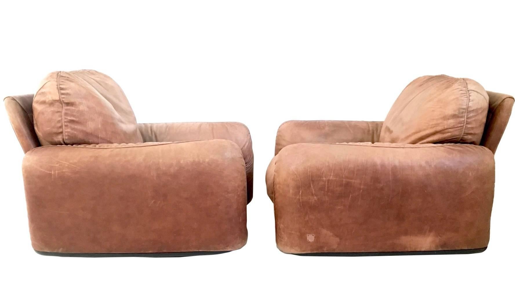 Italian Pair of Leather Armchairs Model 
