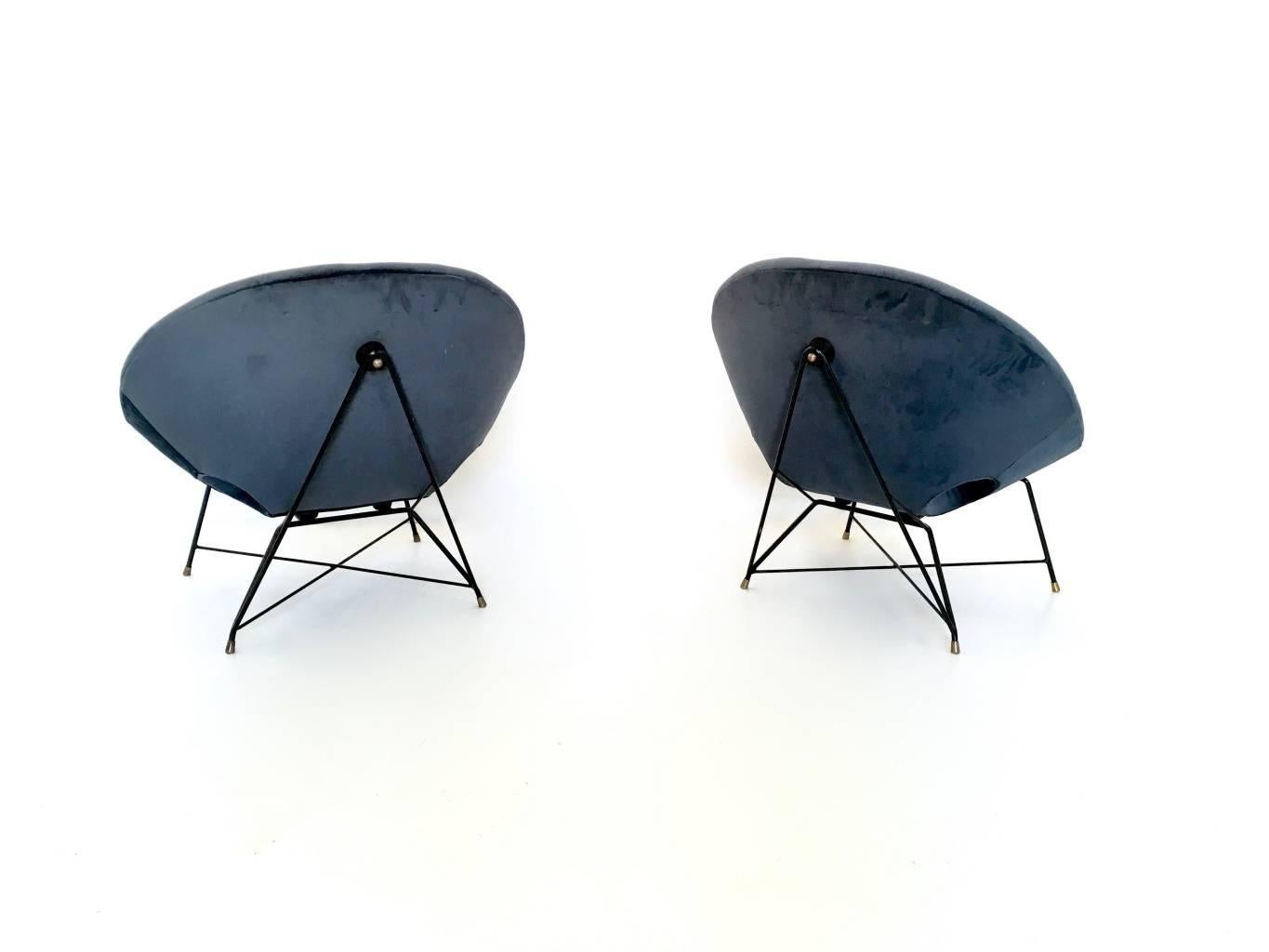 Mid-Century Modern Pair of Blue Velvet Lounge Chairs by Augusto Bozzi for Saporiti, Italy, 1950s