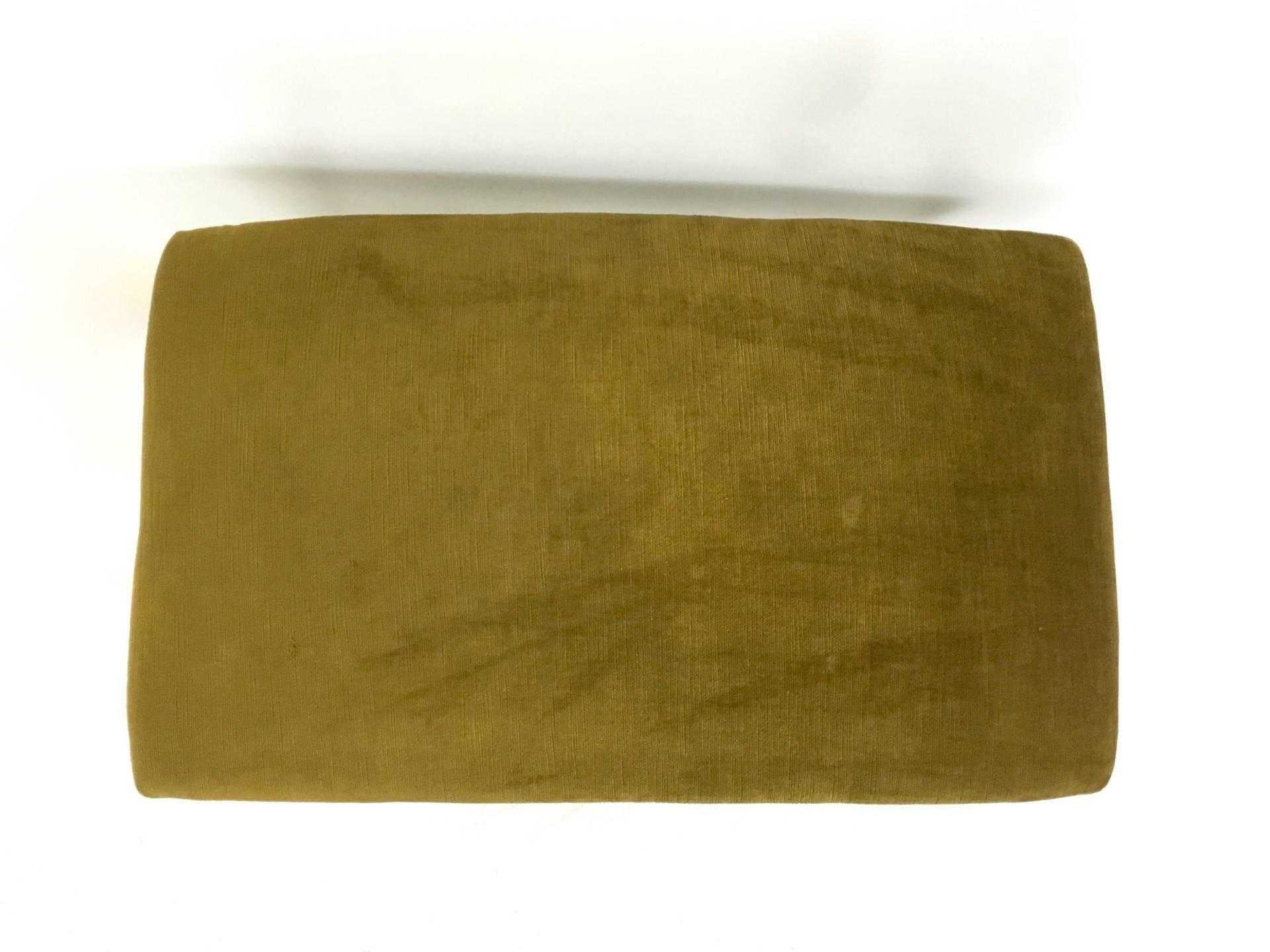 Olive Green Velvet Pouf in the Style of Ico Parisi, Italy, 1950s 1