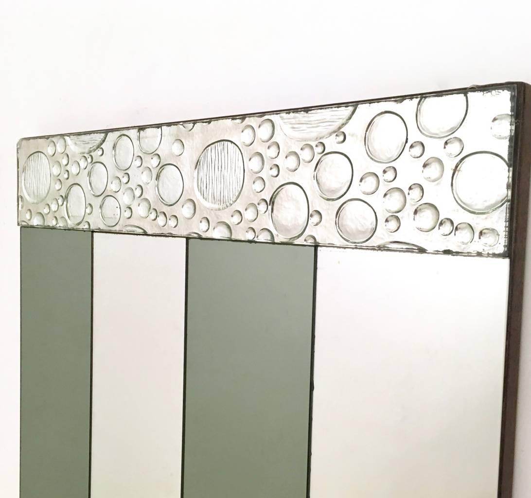 Postmodern Bicolor Rectangular Wall Mirror with Wooden Frame, Italy In Good Condition In Bresso, Lombardy