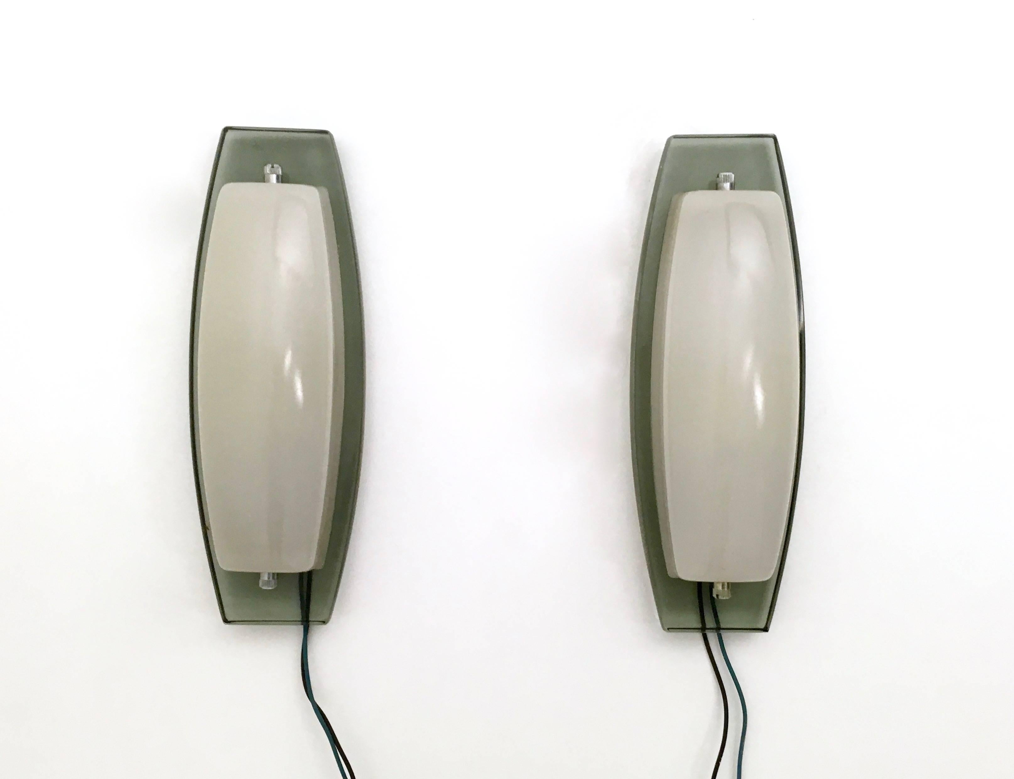 Pair of Opaline Glass Sconces with a Thick Smoked Glass Structure, Italy, 1970s In Excellent Condition In Bresso, Lombardy