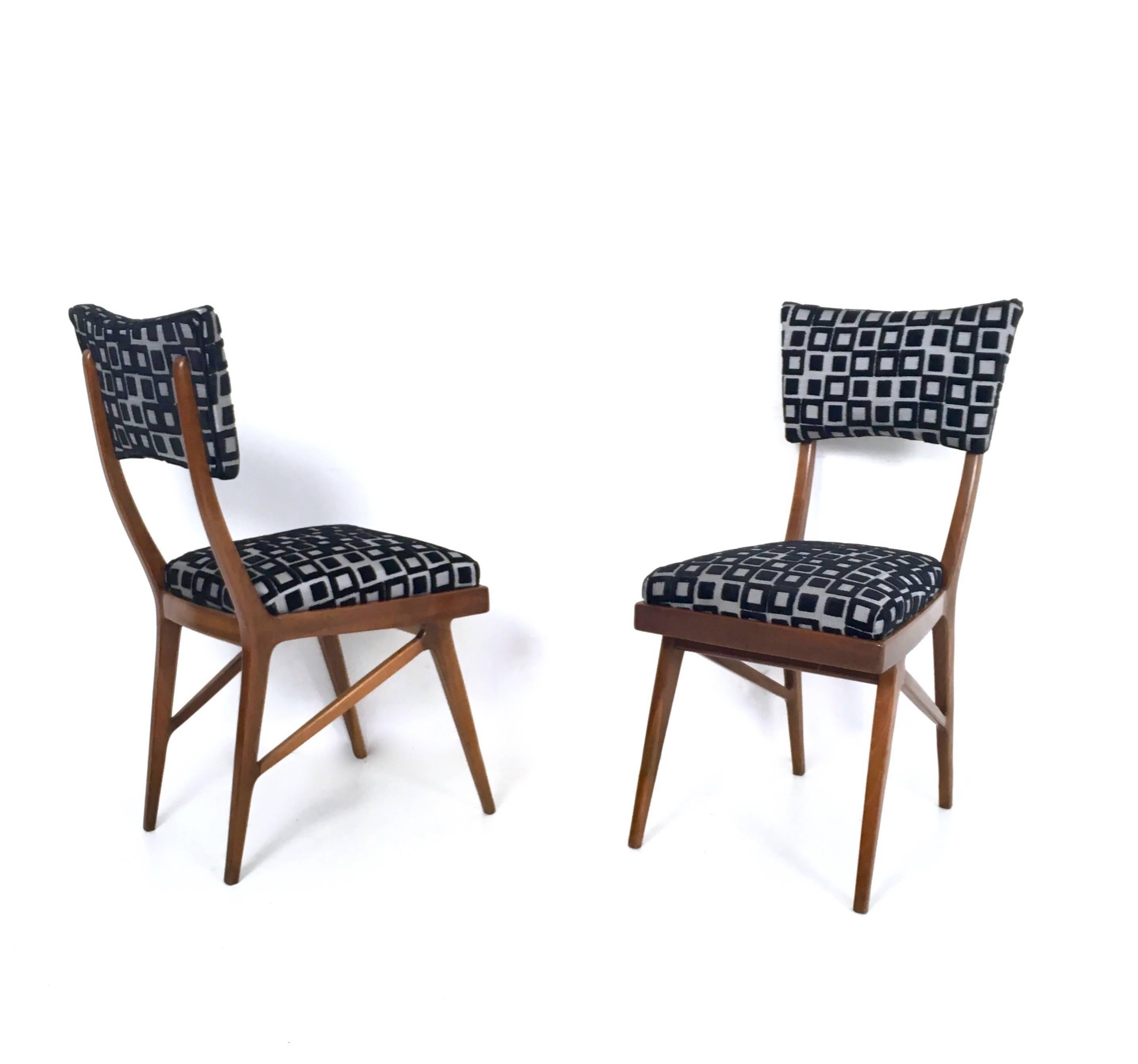 Ebonized Set of Four Black and White Square Patterned Chairs in the Style of Ico Parisi For Sale