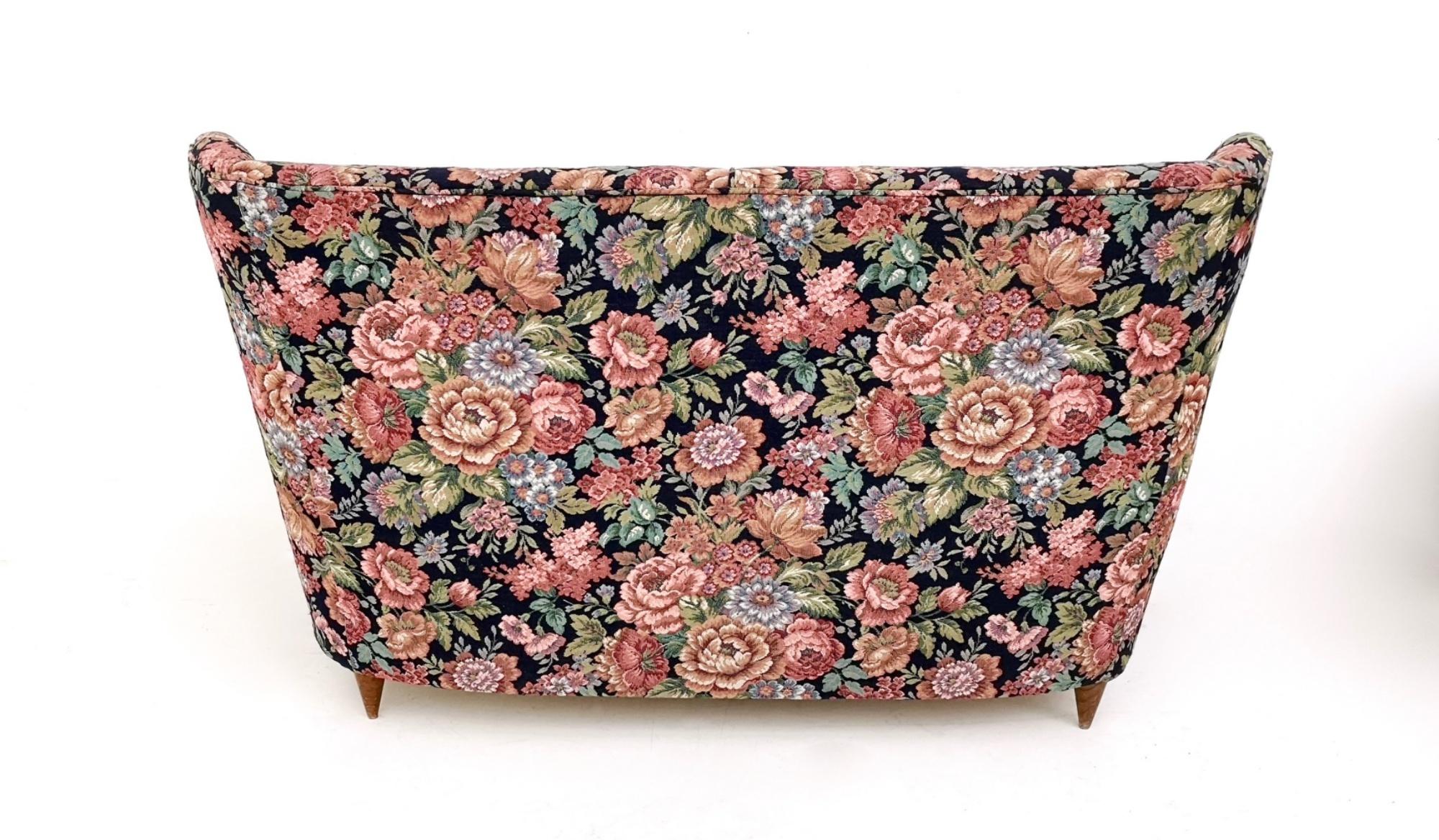 Italian Floral Fabric Sofa by Paolo Buffa for Hotel Bristol Merano, Italy, 1950s