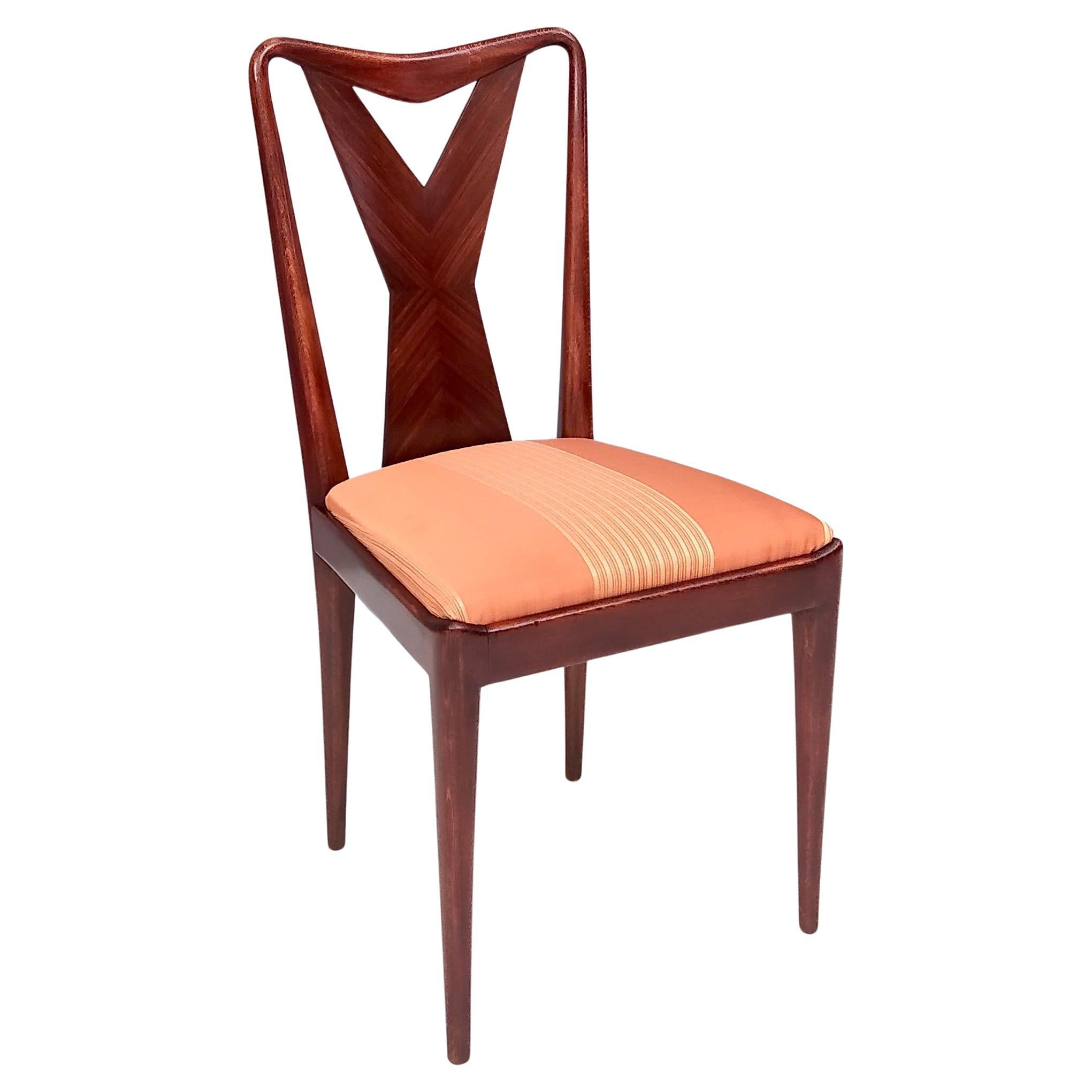 Conjunto de Seis Sillas de Comedor de Nogal con Tela Naranja al Estilo de Parisi, Italia en venta