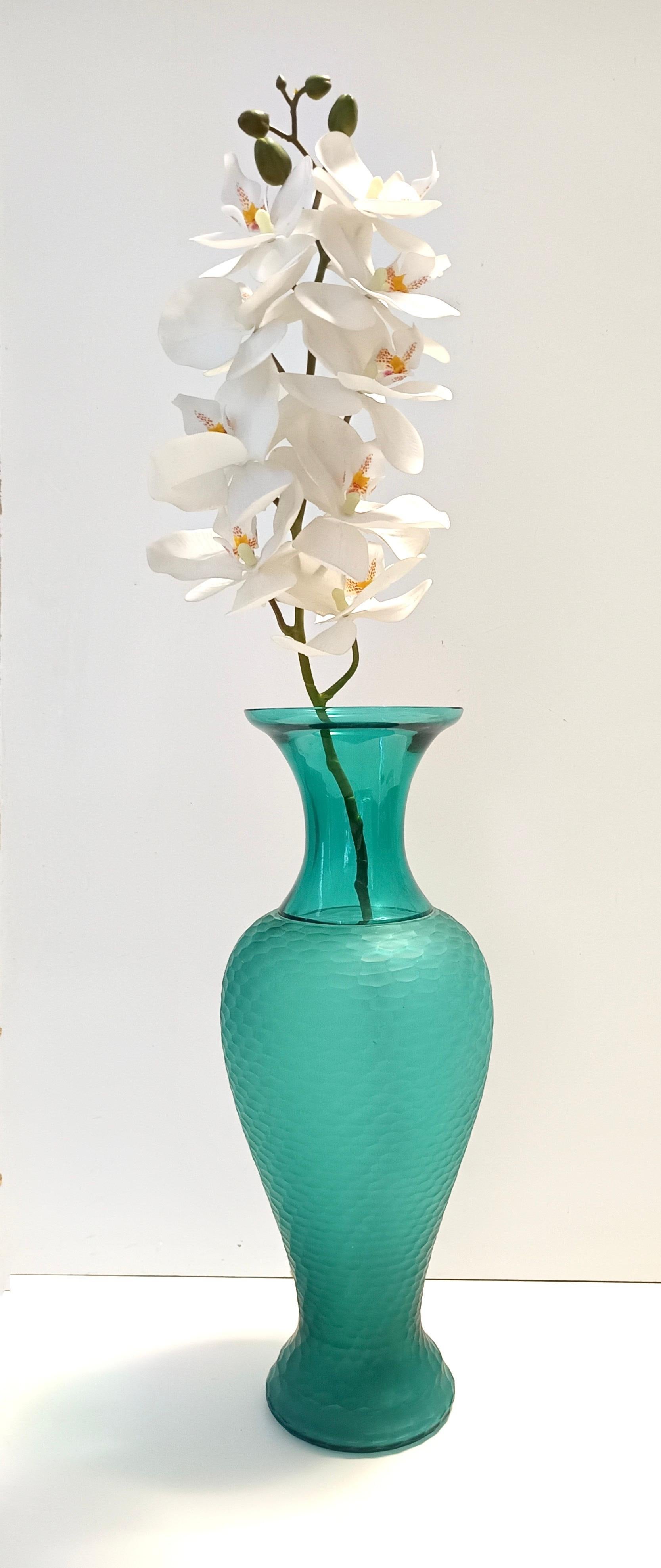 Postmoderno Vaso in vetro di Murano lucido e soffiato a mano di Vetrarti, Italia in vendita