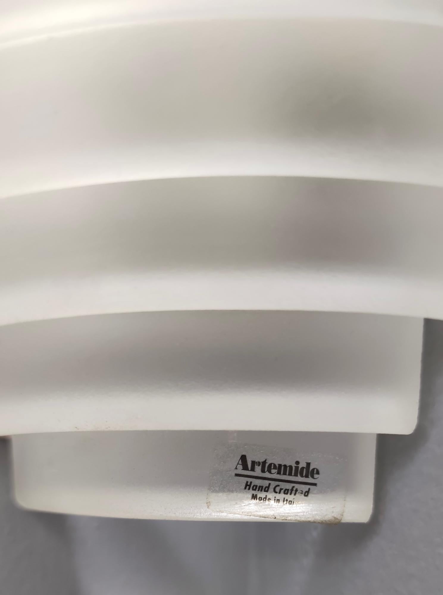 Paar Egisto-Eckleuchter von Angelo Mangiarotti für Artemide im Angebot 3