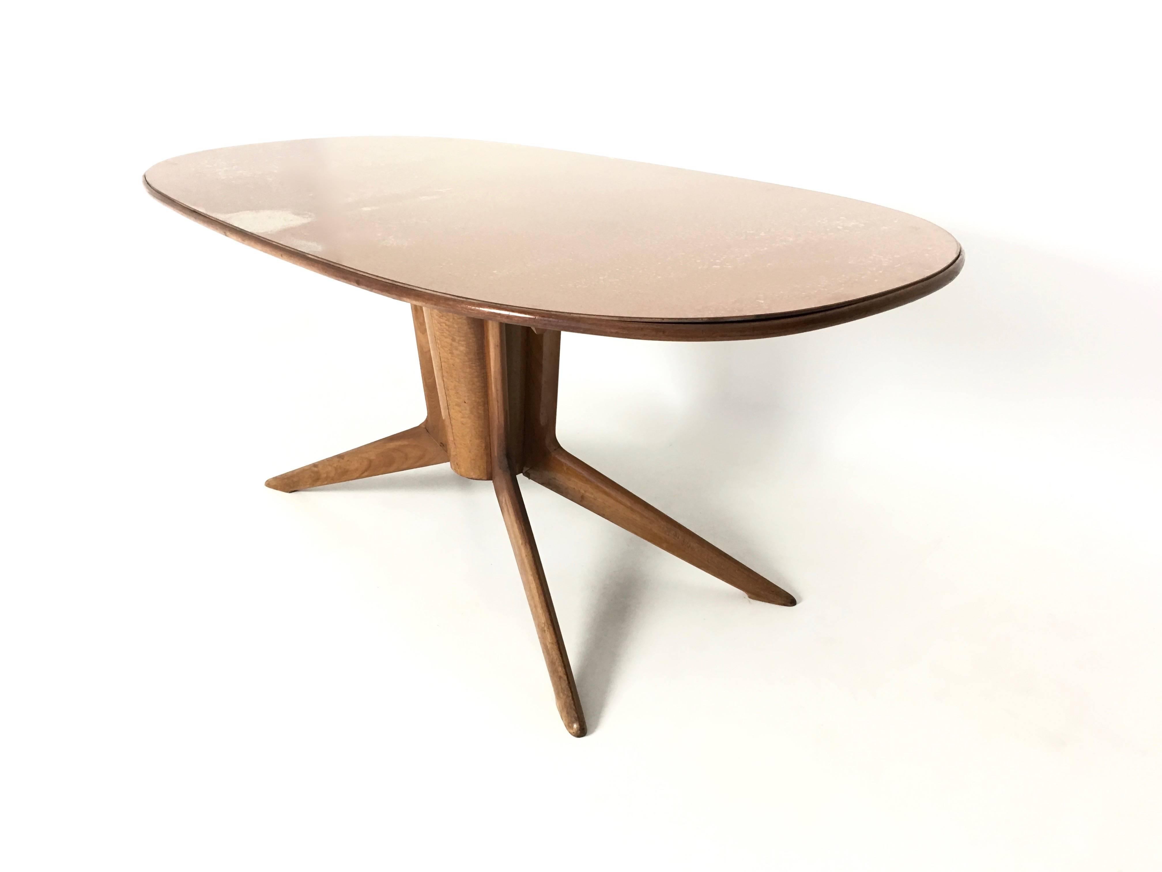 Mahogany Dining Table by Ico and Luisa Parisi, 1940s In Fair Condition In Bresso, Lombardy