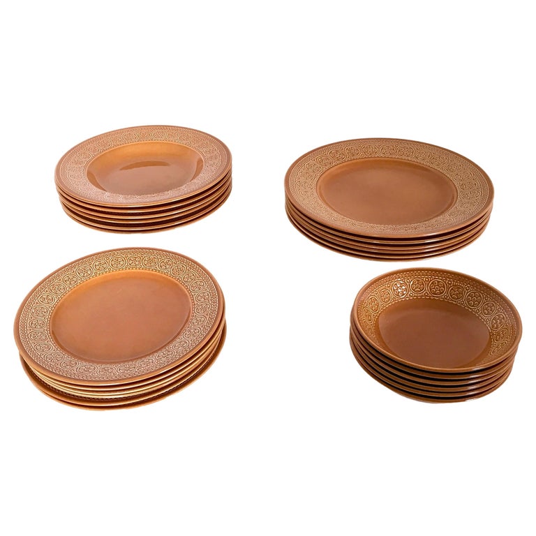 24Piece Earthenware Dinner Set "Margherita" by Antonia Campi for