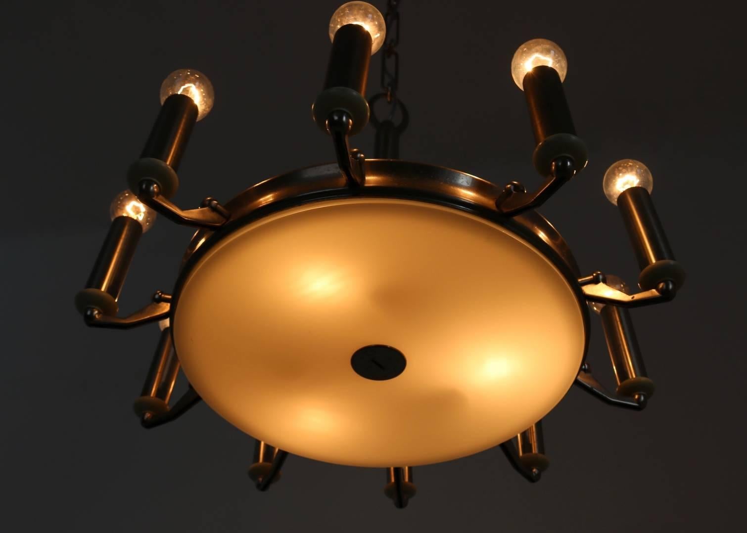 Vintage Art Deco 10-Light Round Varnished Metal Chandelier, Italy For Sale 1