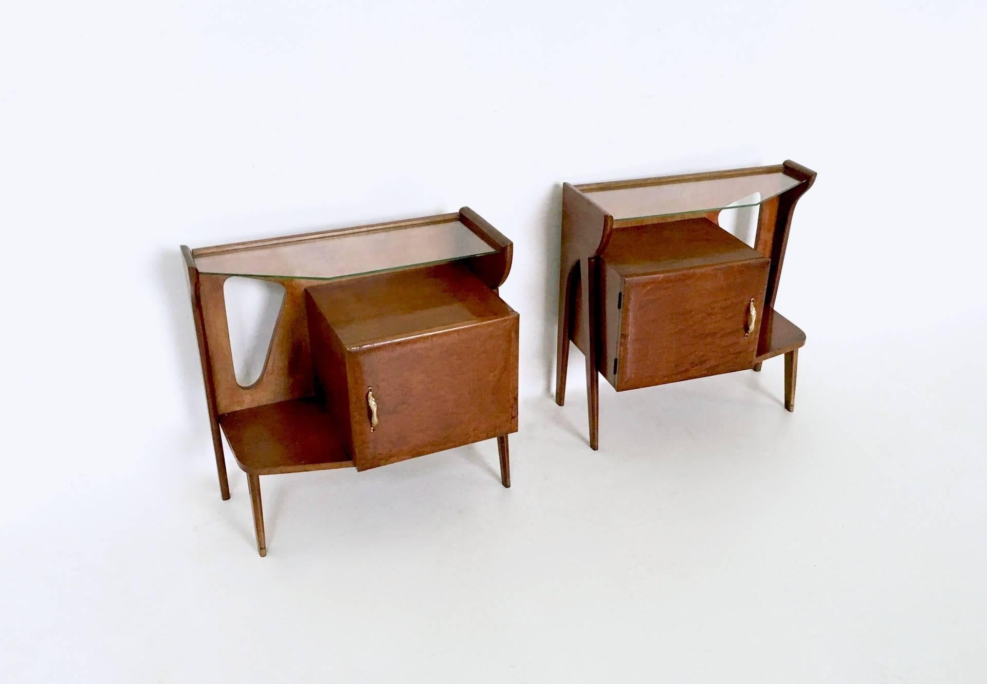 Pair of Beautiful Briar and Glass Pair of Nightstands, Italy, 1950s In Excellent Condition In Bresso, Lombardy