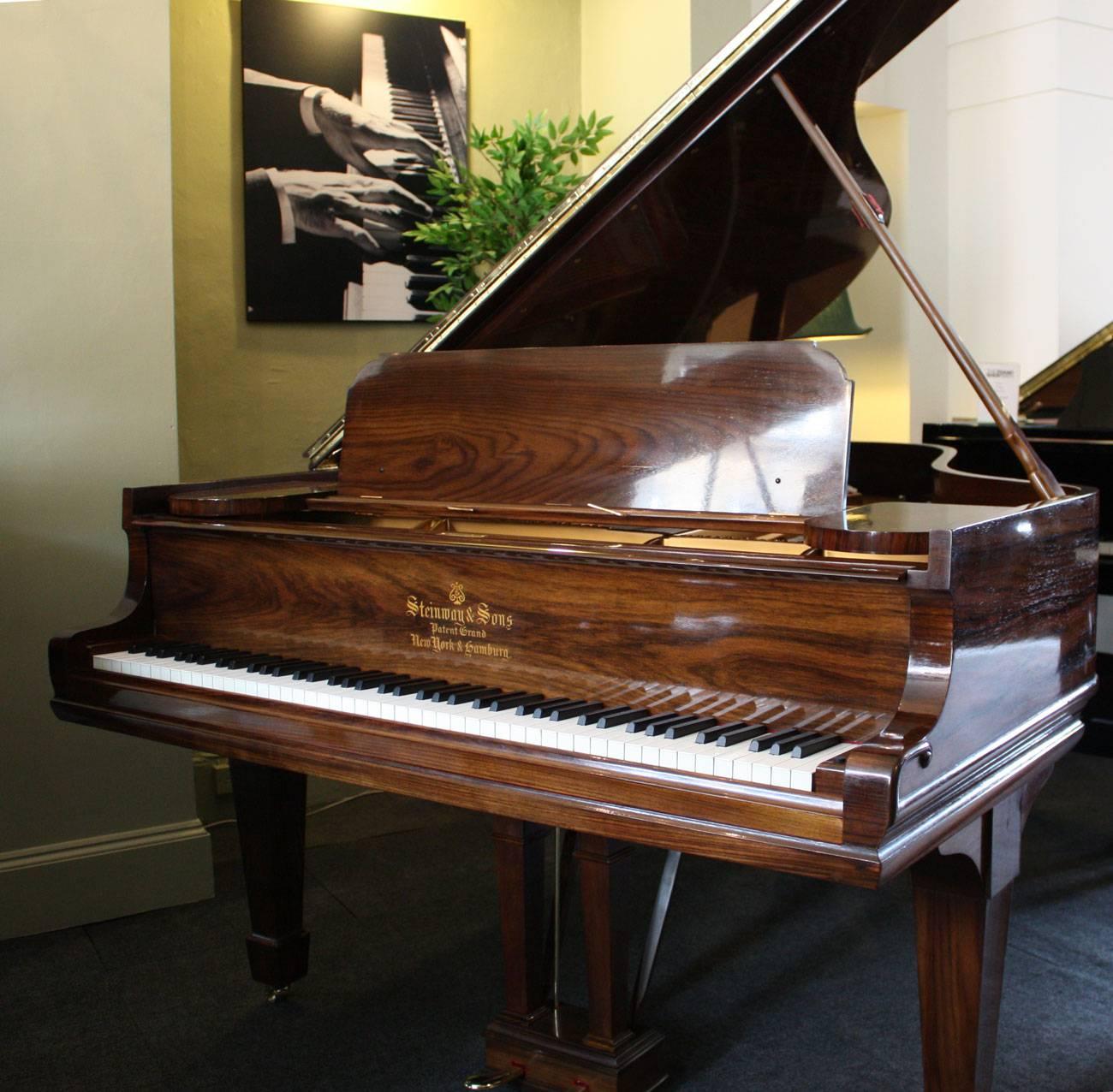 A beautiful example of a steinway grand piano The Model O is the largest of Steinway's 'small' grand pianos, producing a rich tone but with a size that will fit most living spaces. This piano was manufactured in 1908 and has been lovingly restored