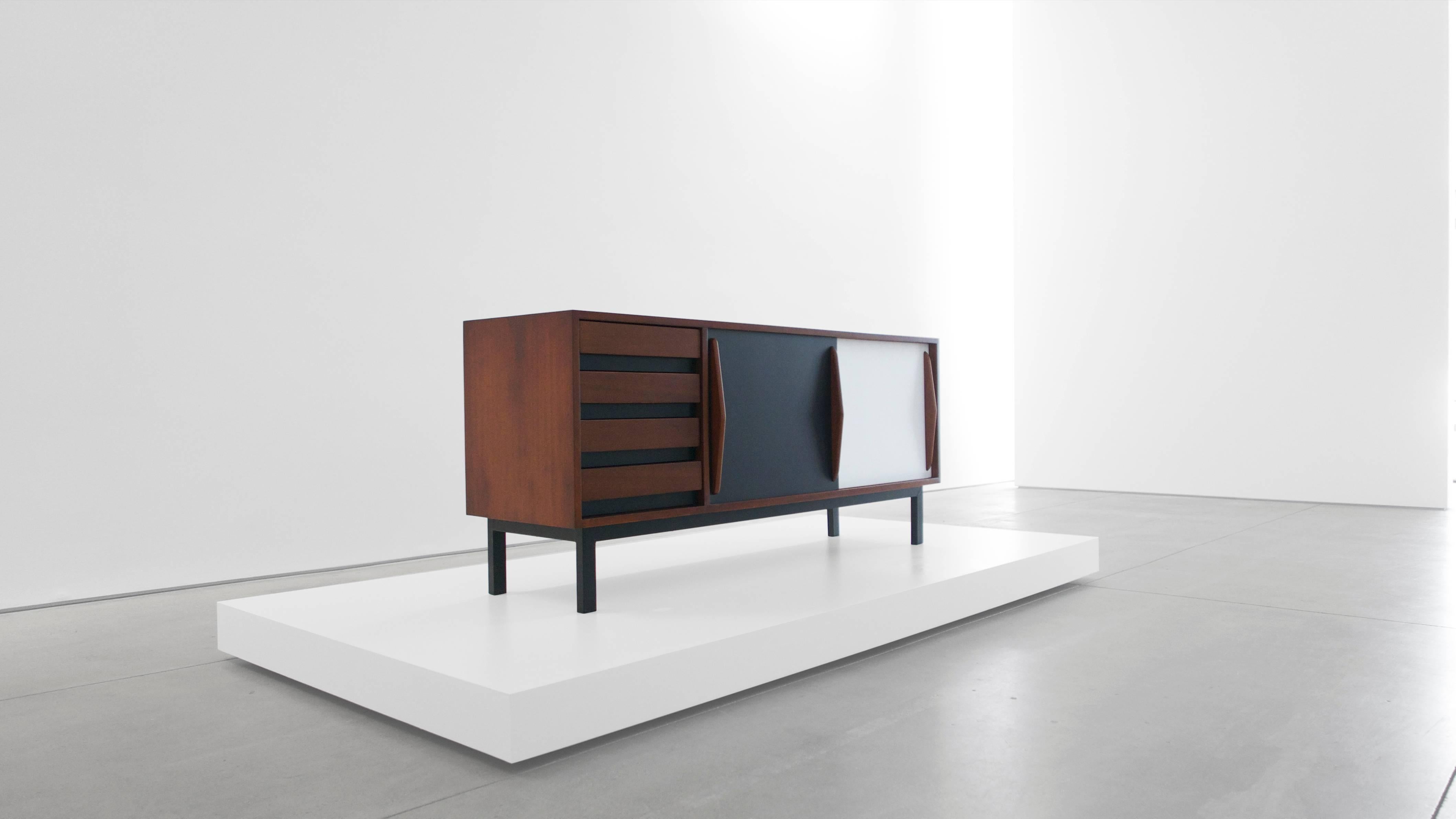 charlotte perriand cansado