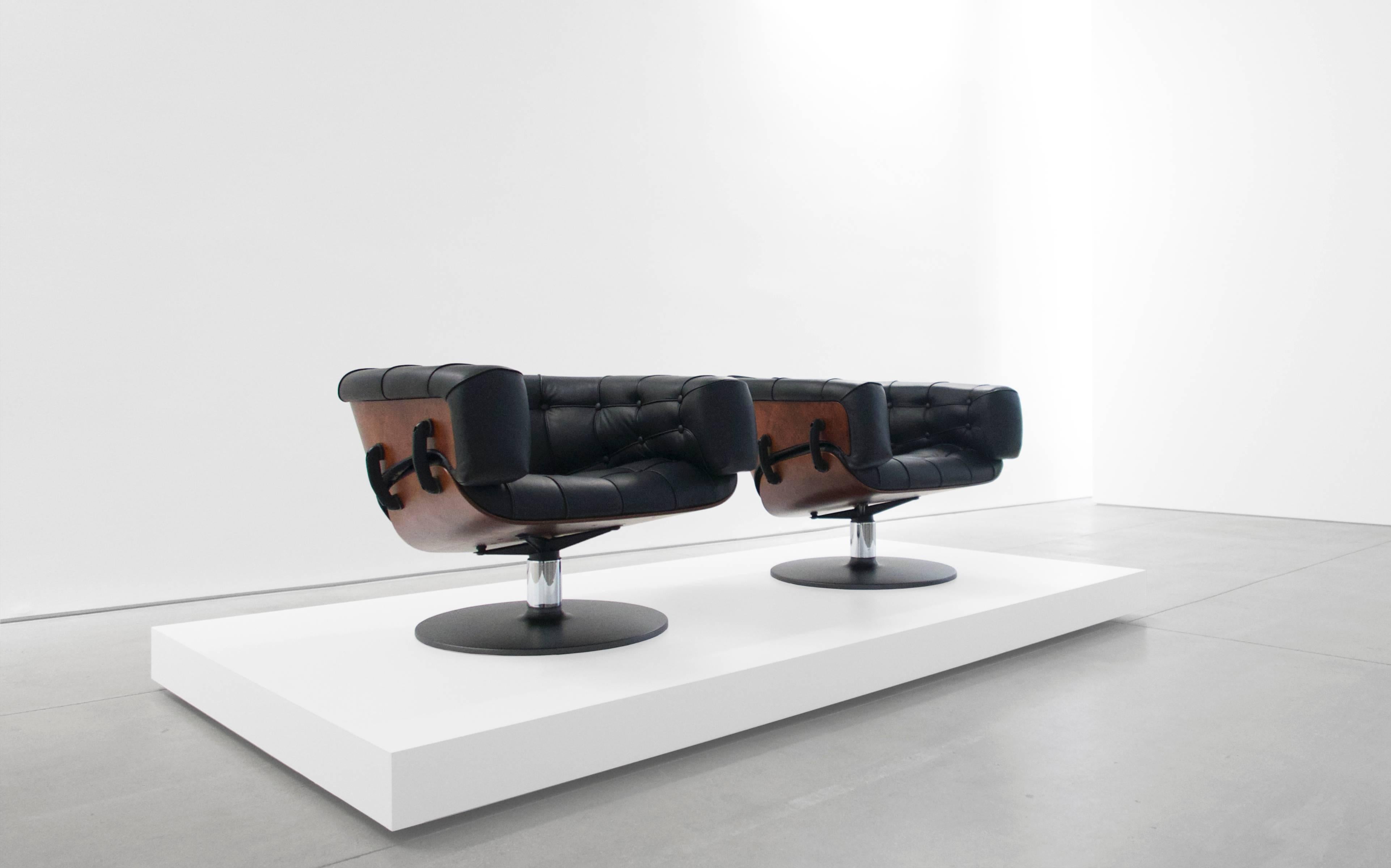 MARTIN GRIERSON
(b. 1932) Great Britain
The London Chairs, Circa 1962
Manufactured by Arflex

Martin Grierson’s career has spanned over six decades to date, and has seen him transition from an award winning industrial designer of the 60s to one