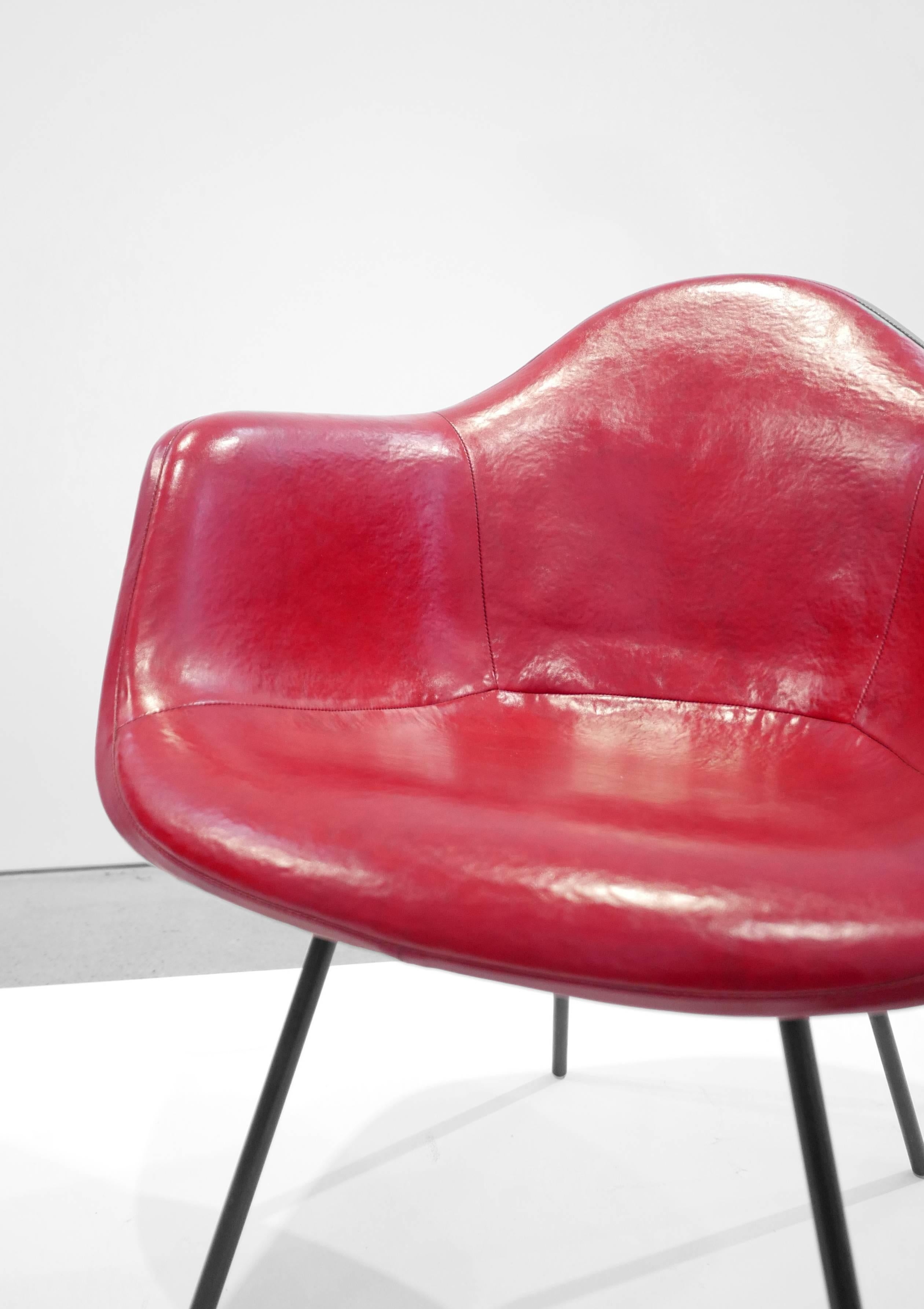 American Charles and Ray Eames Pair of 'DAX' Chairs For Sale