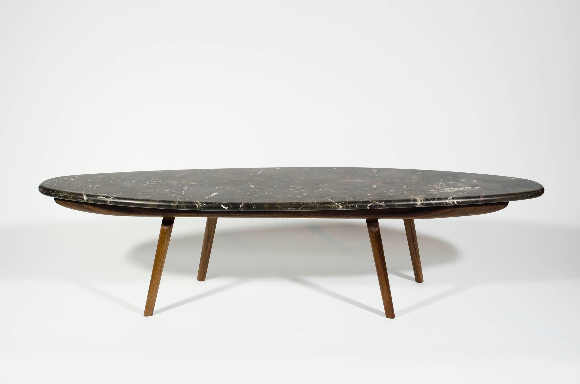 Contemporary Black Marble Stone and Walnut Wood Coffee Cocktail Table CBR Studio (Organische Moderne) im Angebot