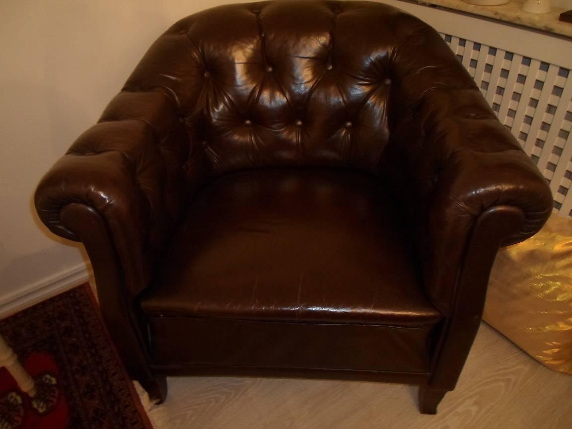 Antique Swedish Leather Chesterfield Sofa and Two Chairs For Sale 4