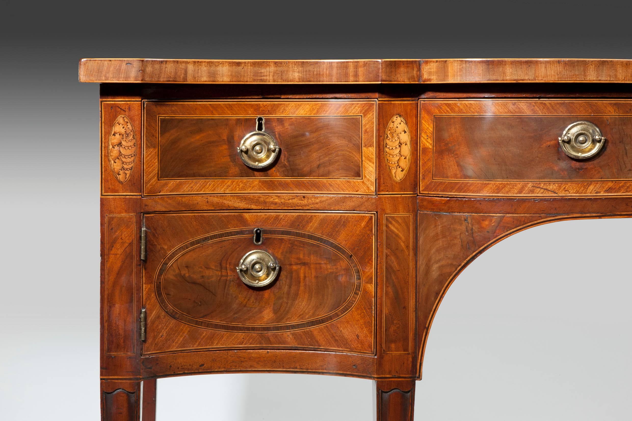 18th Century Superb George III Hepplewhite Period Sideboard For Sale
