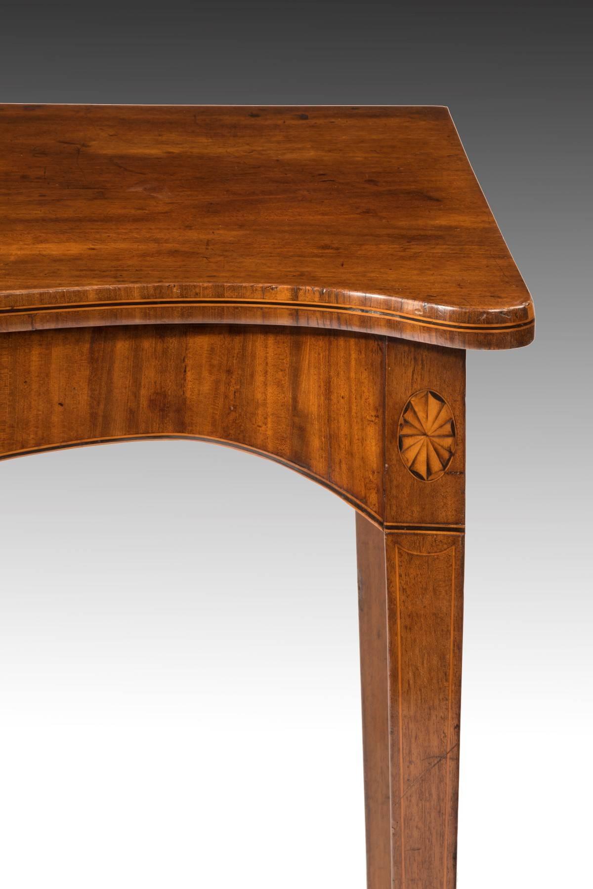 George III Serpentine Serving Table In Good Condition In Hungerford, Berkshire