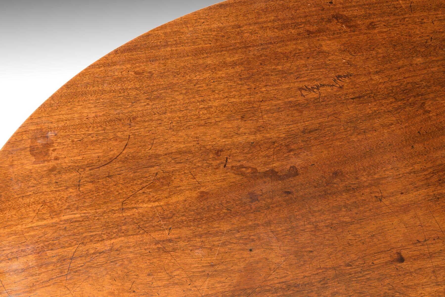 English George III Oval Breakfast Table by Gillow For Sale