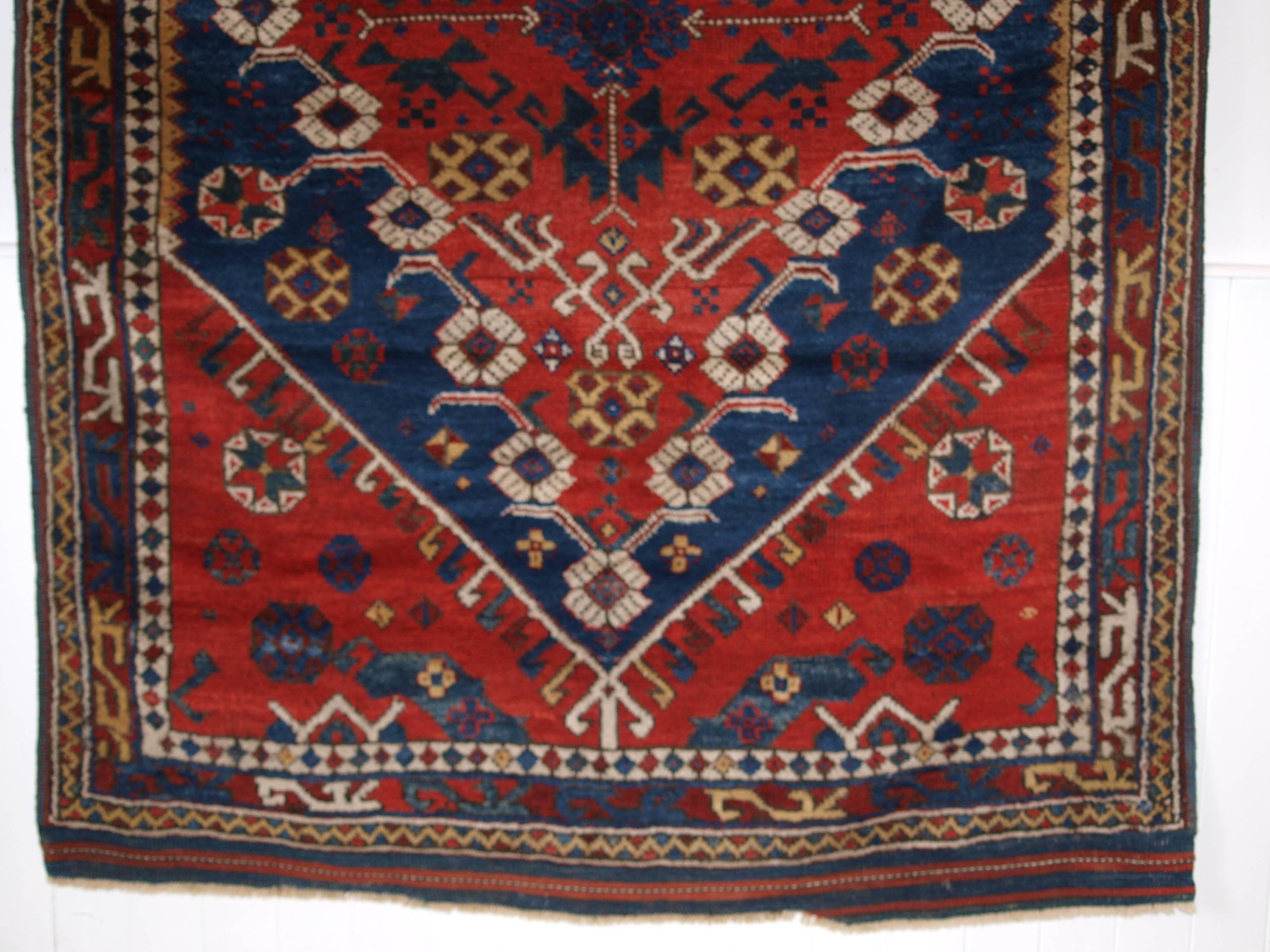 Antique Turkish Bergama Rug of Classic Design with Superb Color, circa 1880 In Excellent Condition For Sale In Moreton-in-Marsh, GB