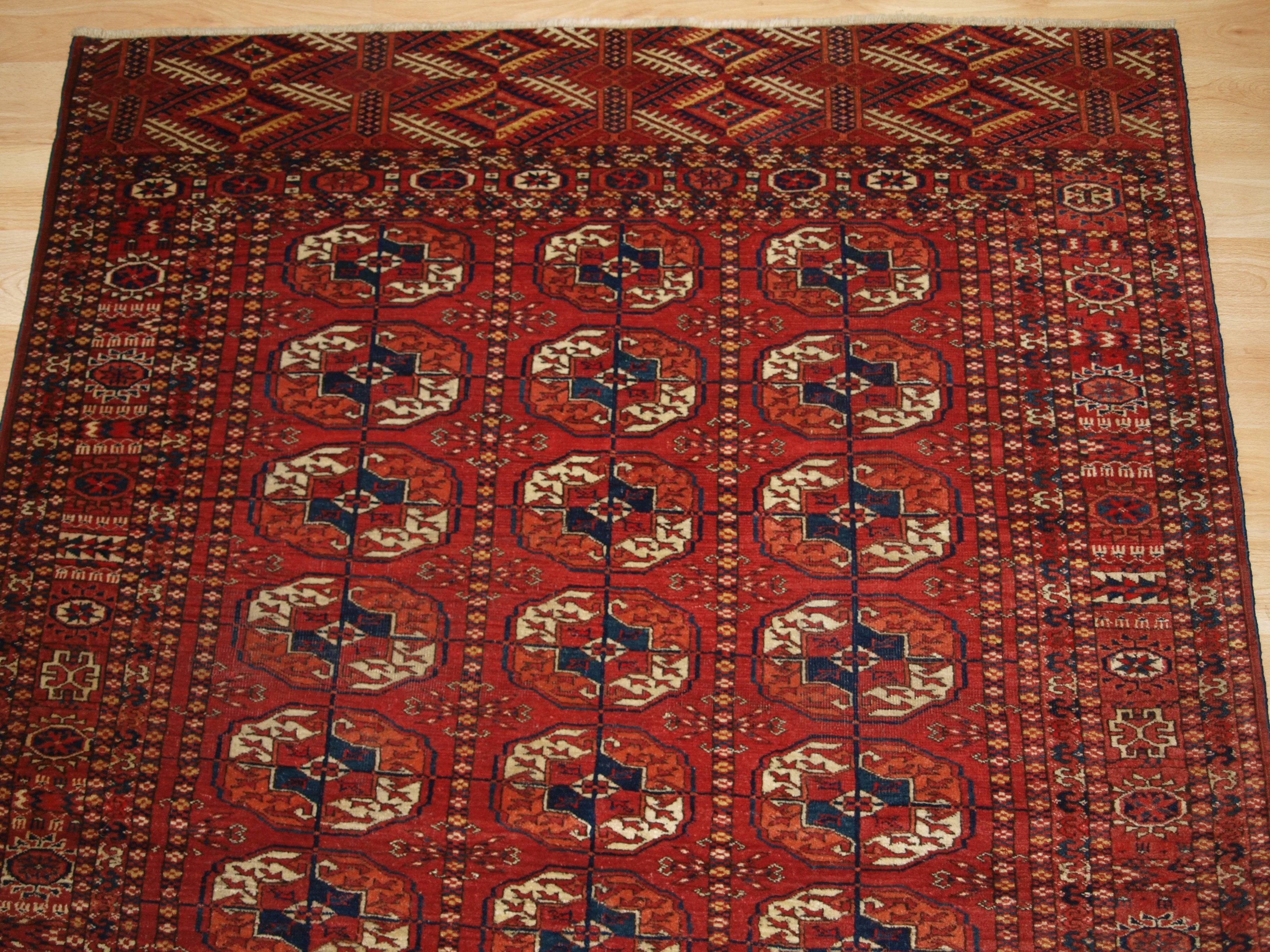 Antique Tekke Turkmen Rug, Excellent Design, Color and Fine Weave, circa 1900 3