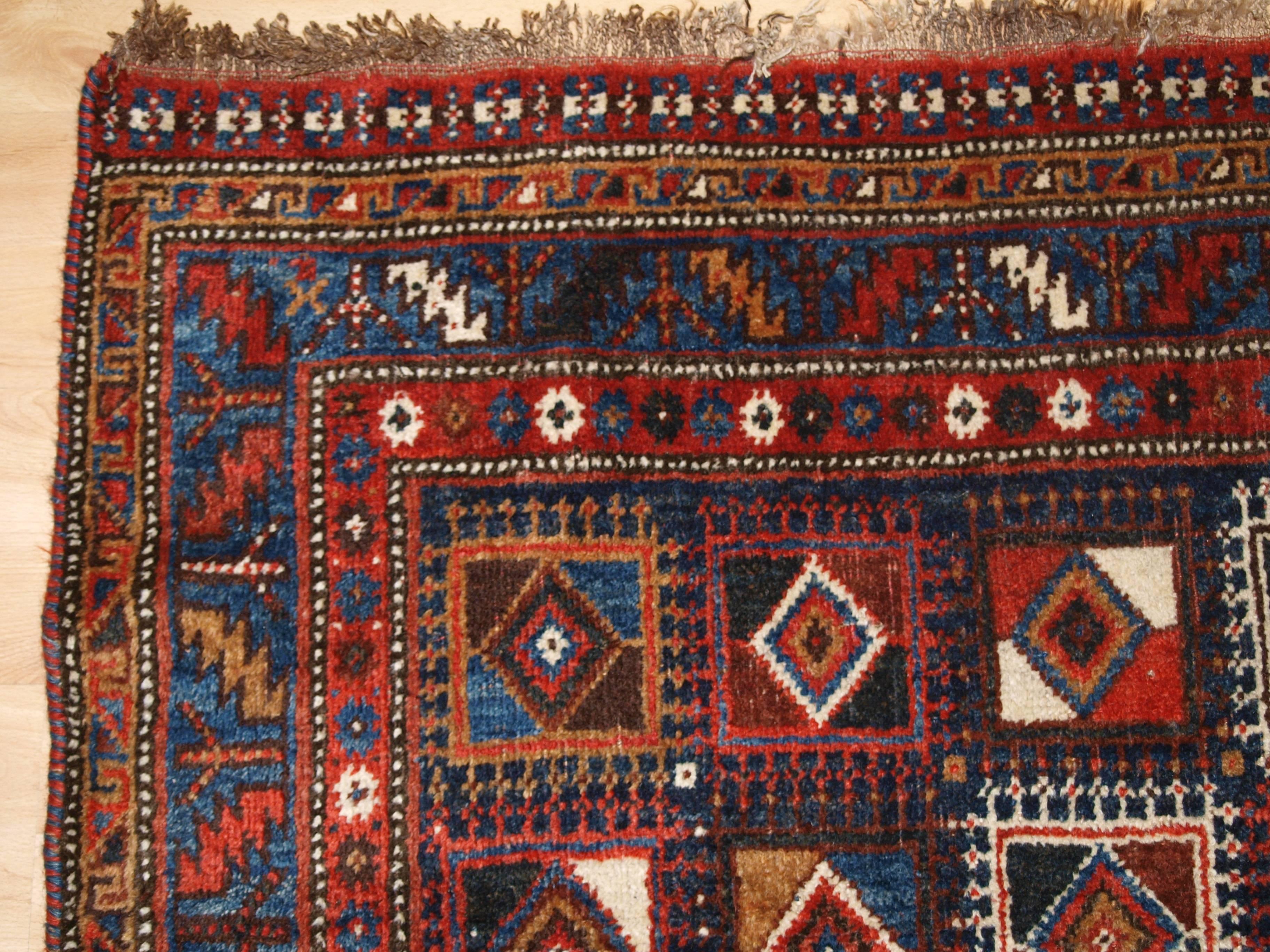 Antique Persian Qashqai Long Rug with Very Unusual Box Design For Sale 2