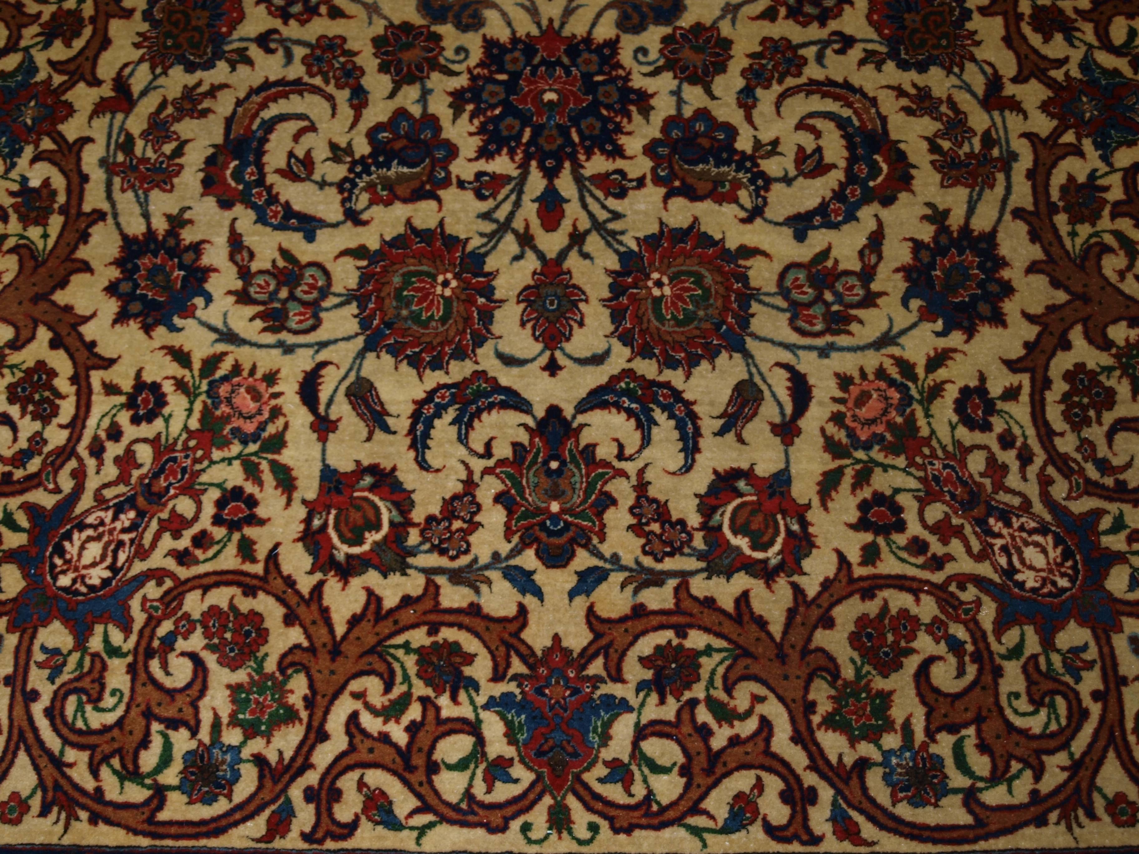 Wool Old Persian Isfahan Carpet, of Superb Classic Design, Outstanding Color For Sale