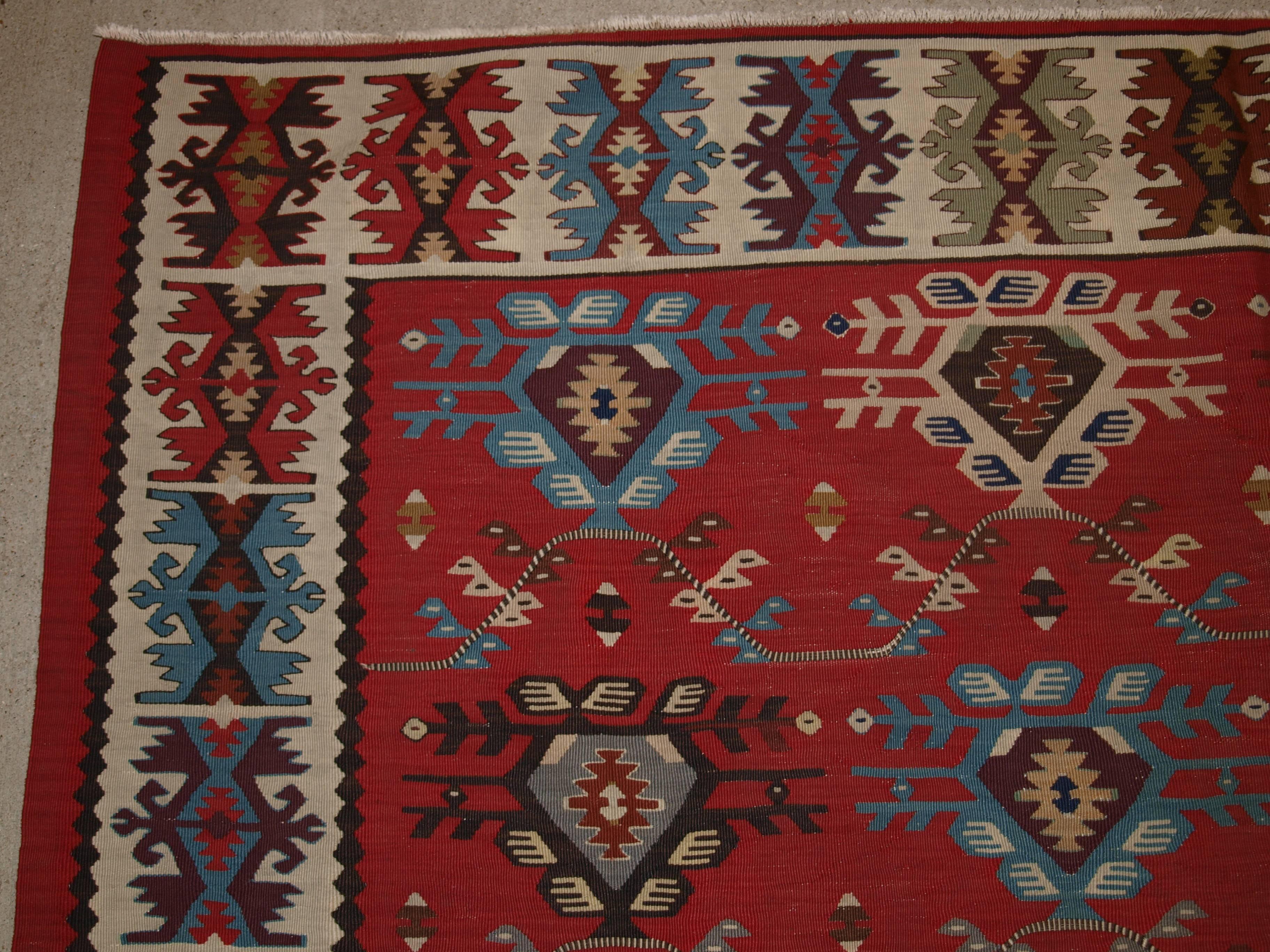 Old Anatolian Sharkoy Kilim, Western Turkey, circa 1920 In Excellent Condition For Sale In Moreton-in-Marsh, GB