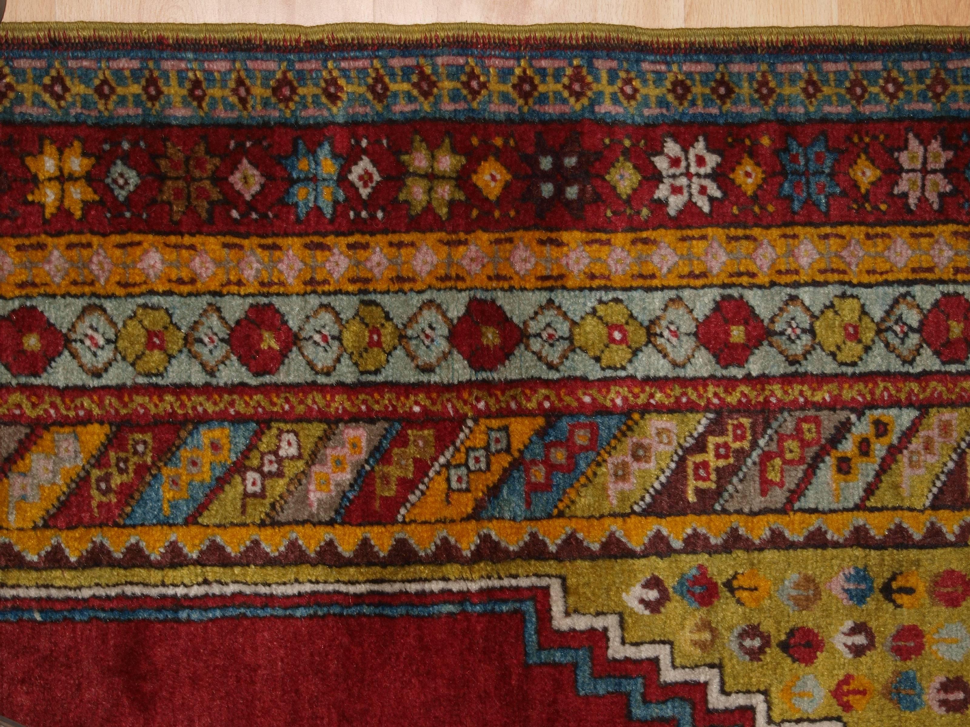 ANTIQUE TURKISH KIRSEHIR VILLAGE PRAYER RUG OF Traditional Design, CIRCA 1920
   

Size: 5ft 1in x 3ft 3in (155 x 100cm).

  

The rug is of traditional village prayer design with the central panel in deep red, the upper and lower central