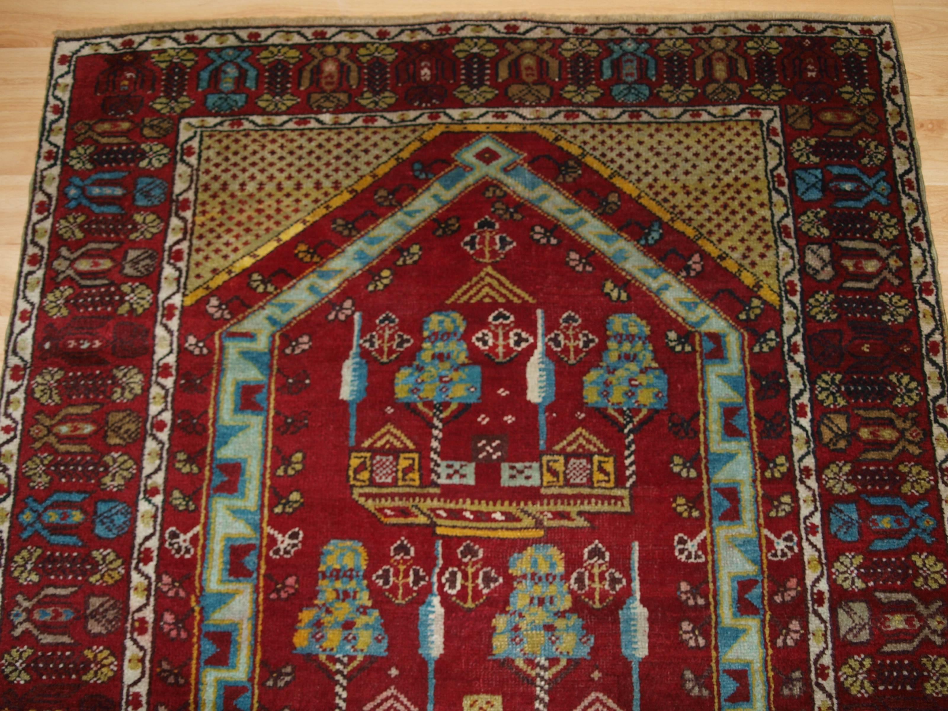 Turkish Antique Anatolian Kirsehir Village Prayer Rug of Traditional Design, circa 1900 For Sale