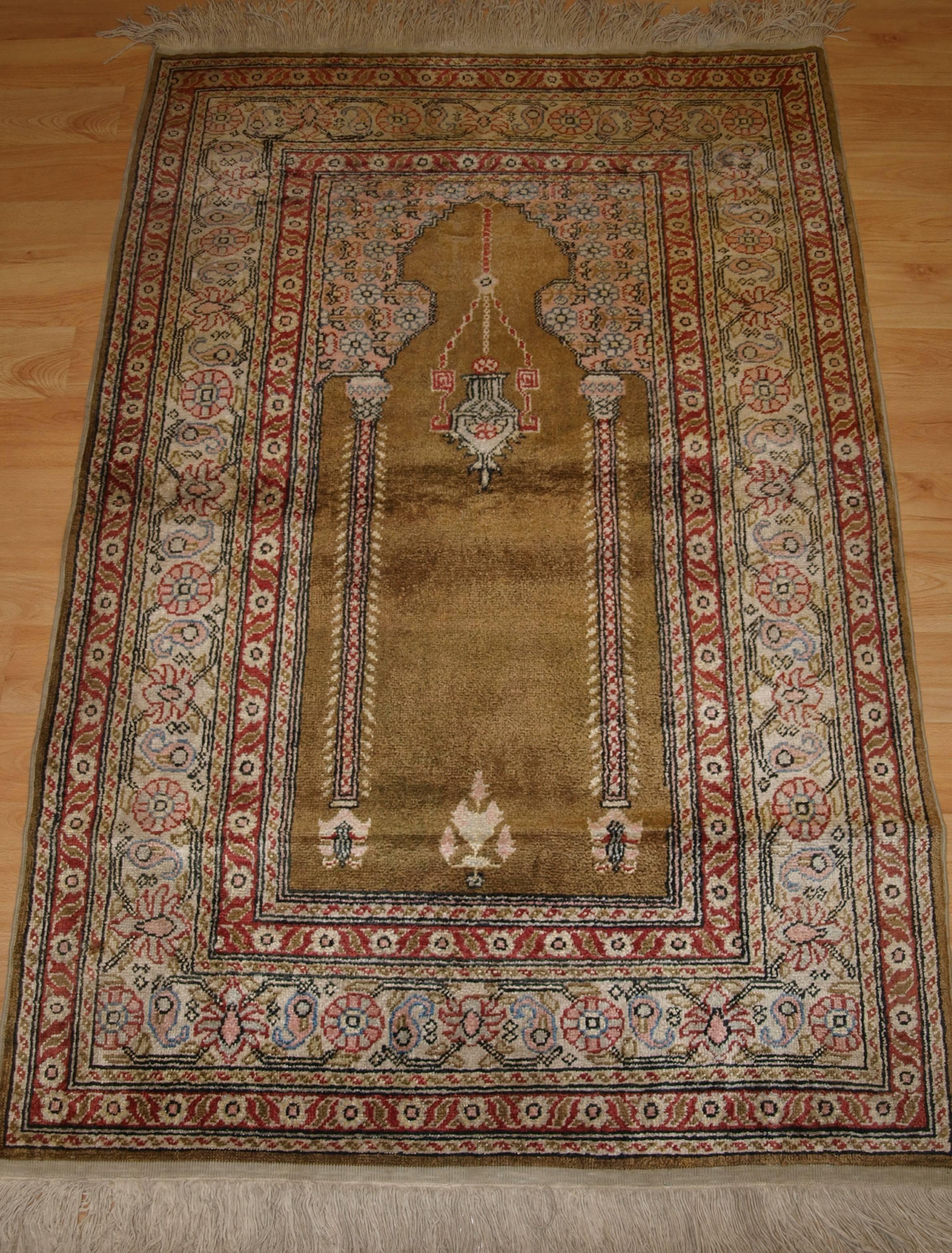 Antique Anatolian Kayseri 'Art Silk' Prayer Rug For Sale 2