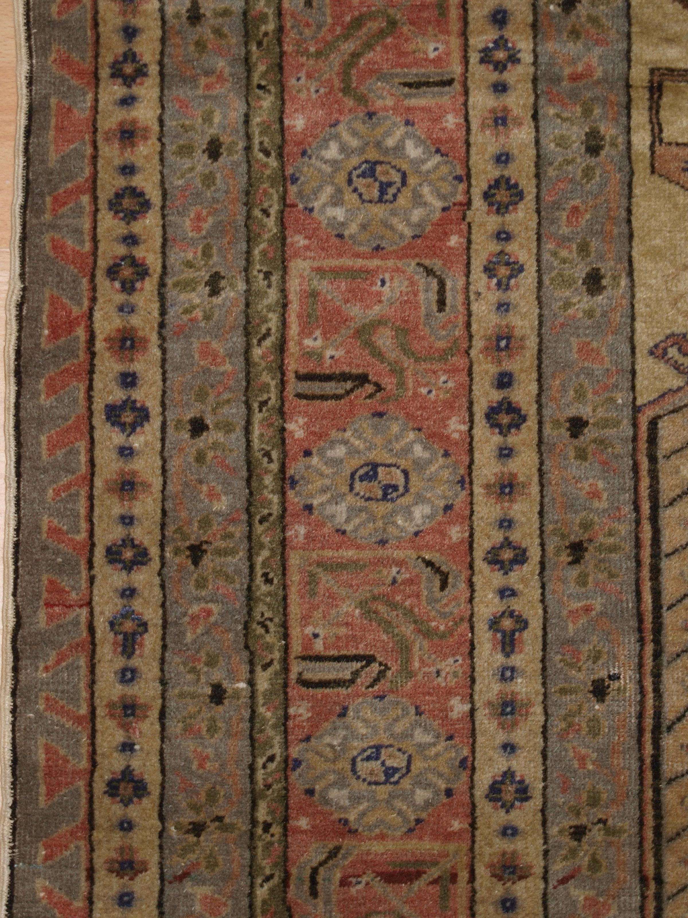 Antique Turkish Kayseri Prayer Rug of Traditional Ladik Design For Sale 1