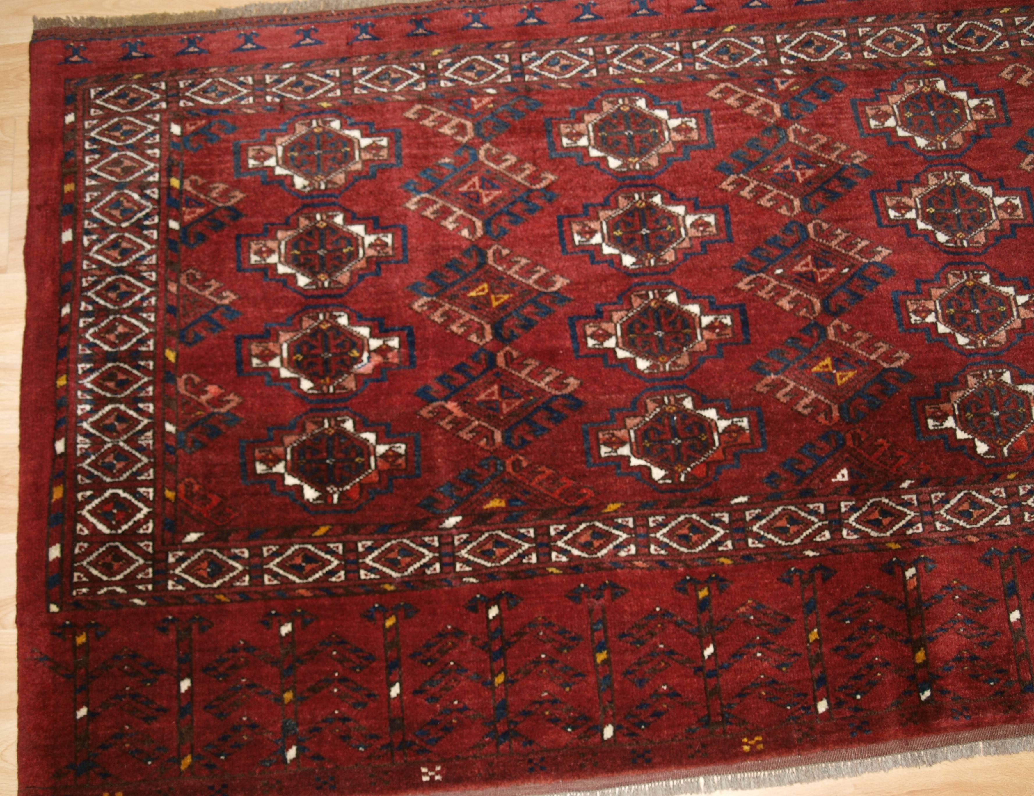 Antique ersari Turkmen 12 gul chuval with tree elem, great condition, circa 1900.
Size: 5ft 6in x 2ft 11in (168 x 90cm). 

Antique ersari Turkmen 12 gul chuval of large size, with superb rich color. The elem design is the Turkmen tree design. The