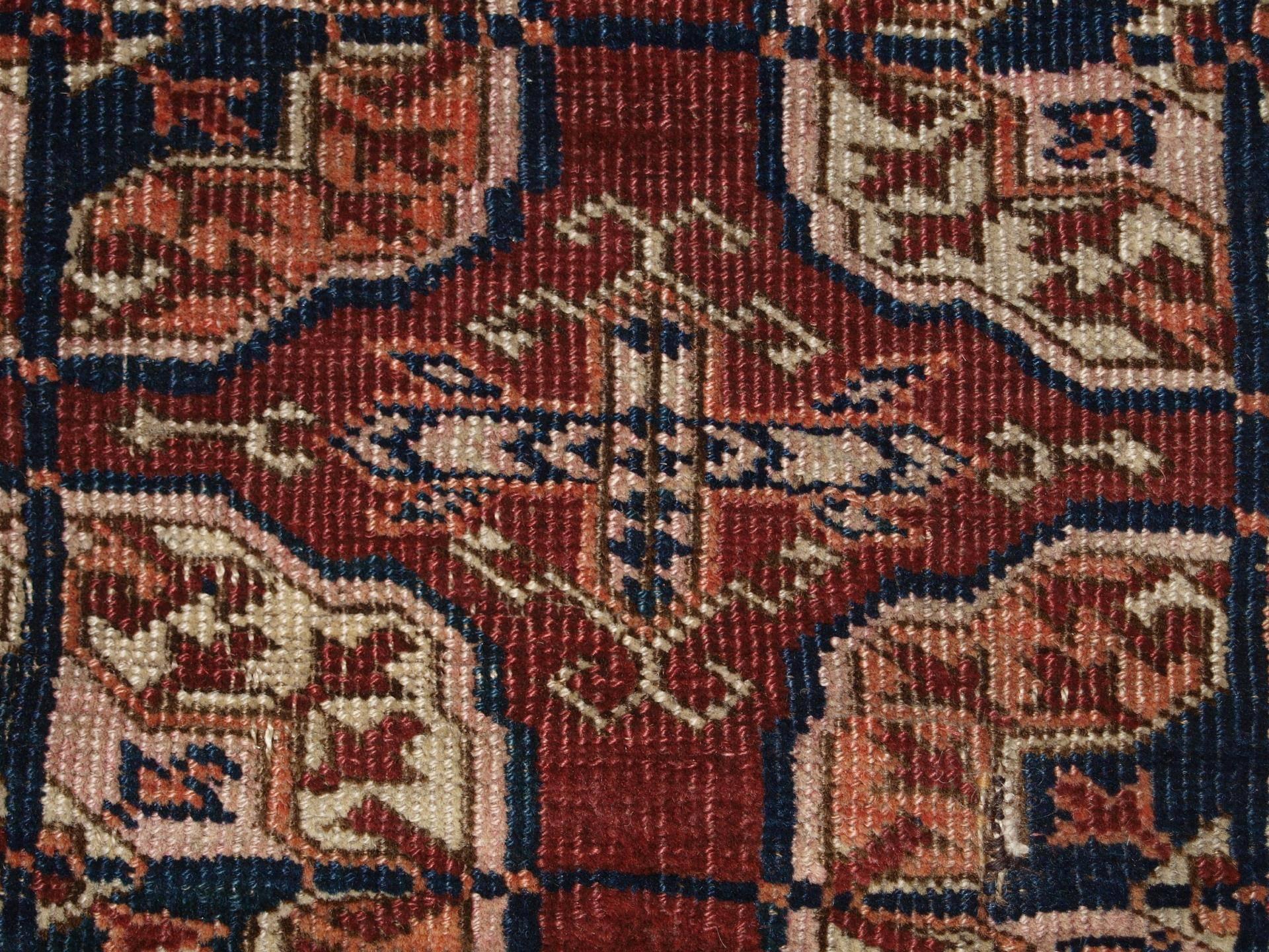 Antique Tekke Turkmen ‘dowry’ rug, small square size, circa 1900
Size: 4ft 0in x 3ft 10in (122 x 117cm).

Antique Tekke Turkmen rug of Fine weave and small square size. 

  

These rugs are considered to be ‘dowry’ weavings used by the