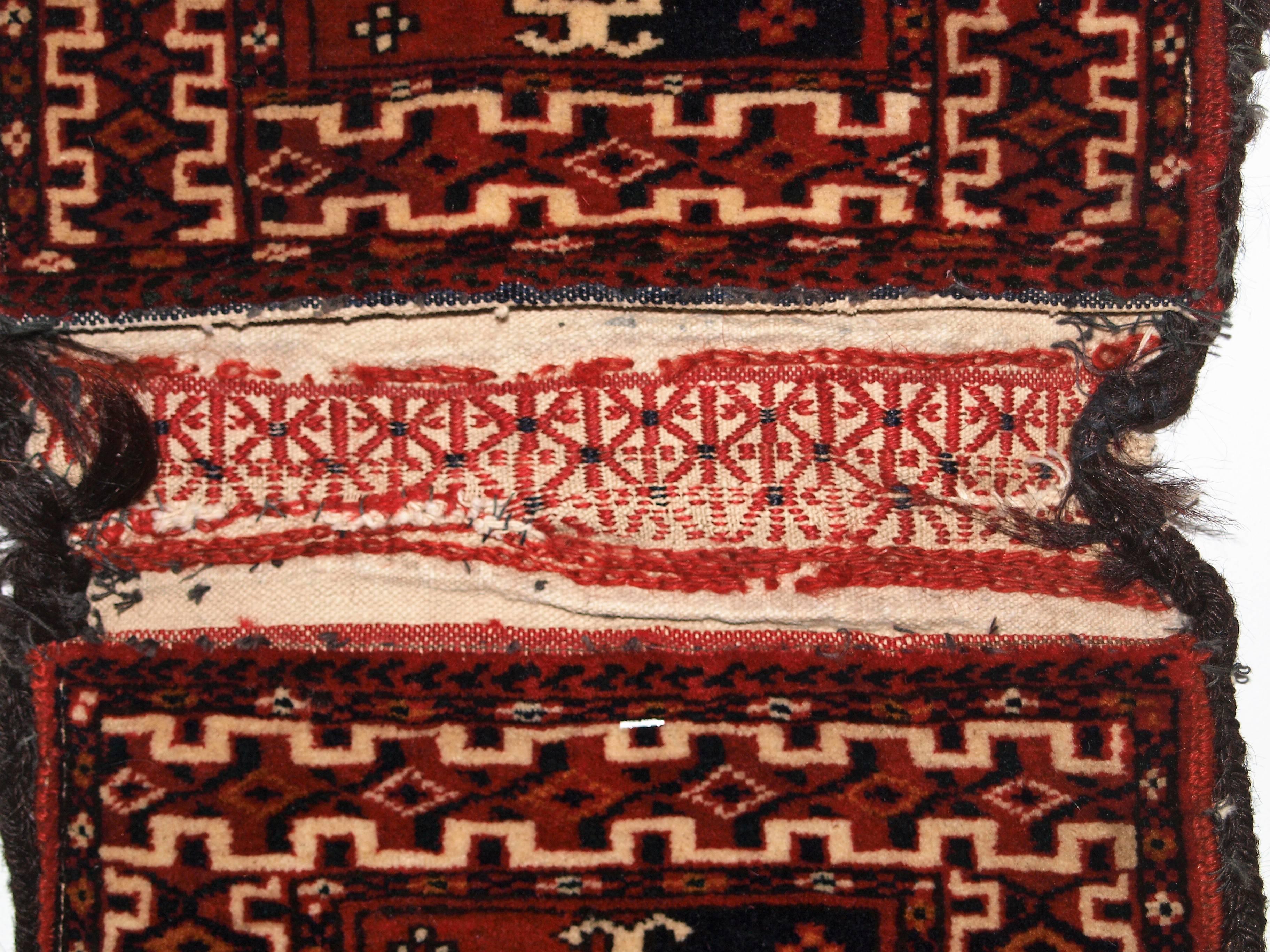 Central Asian Antique Tekke Turkmen Khorjin ‘Saddle Bag’ of Very Small Size, circa 1900 For Sale
