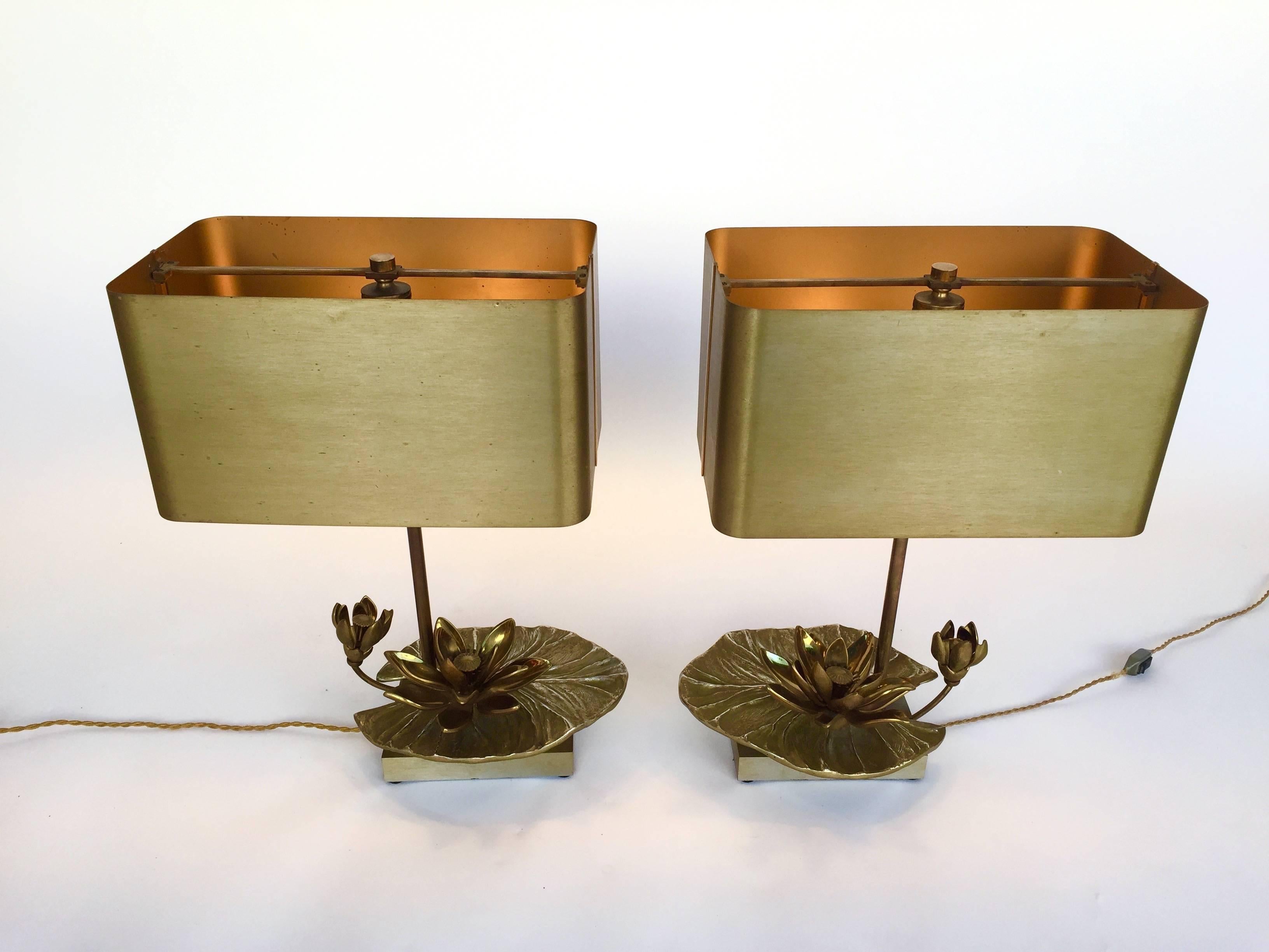 Pair of Bronze Nenuphar Lamps by Maison Charles, France, 1970s In Excellent Condition In SAINT-OUEN, FR