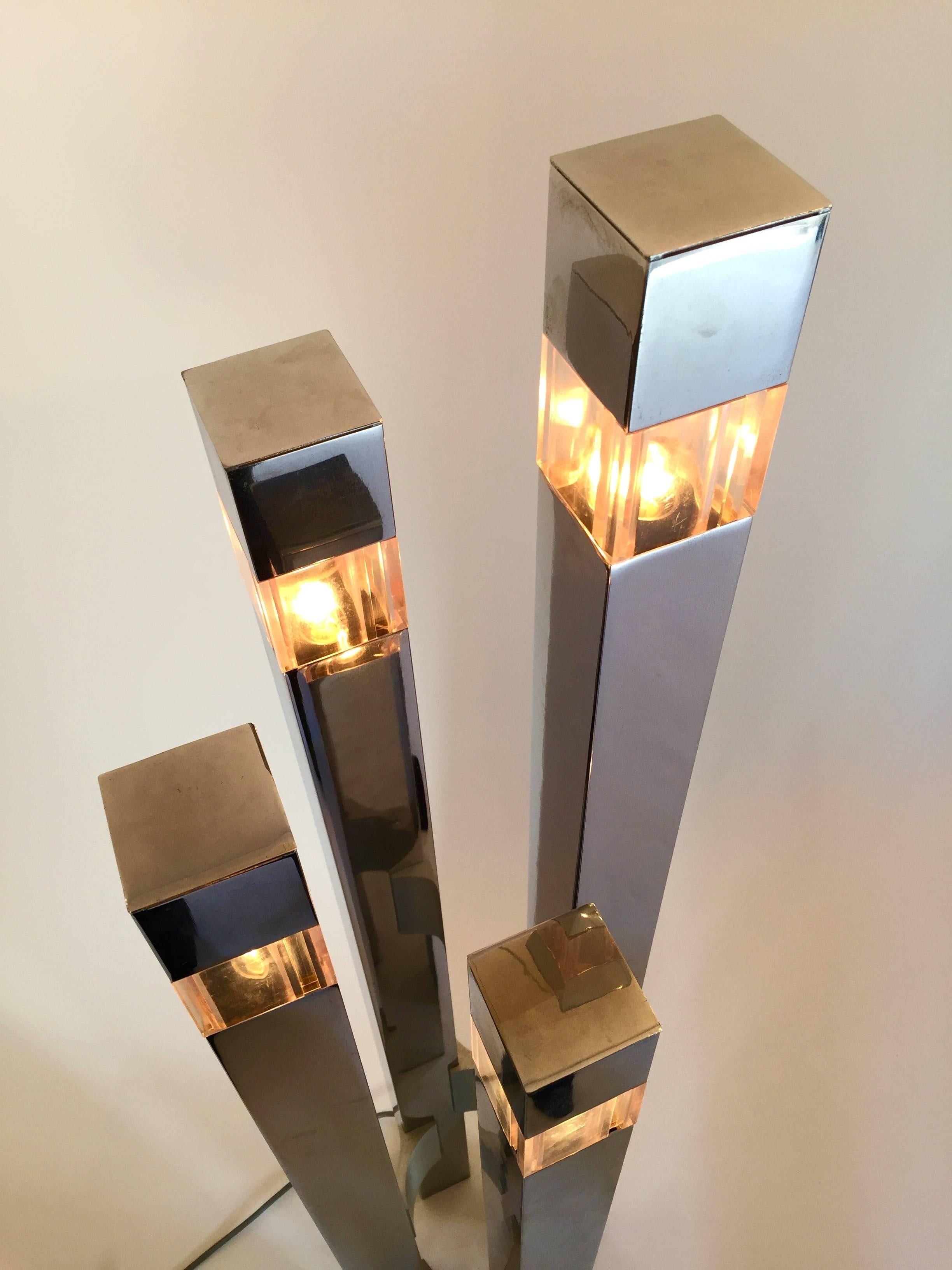 Floor Lamp Cubic by Gaetano Sciolari, 1970s, Italy In Excellent Condition In SAINT-OUEN, FR