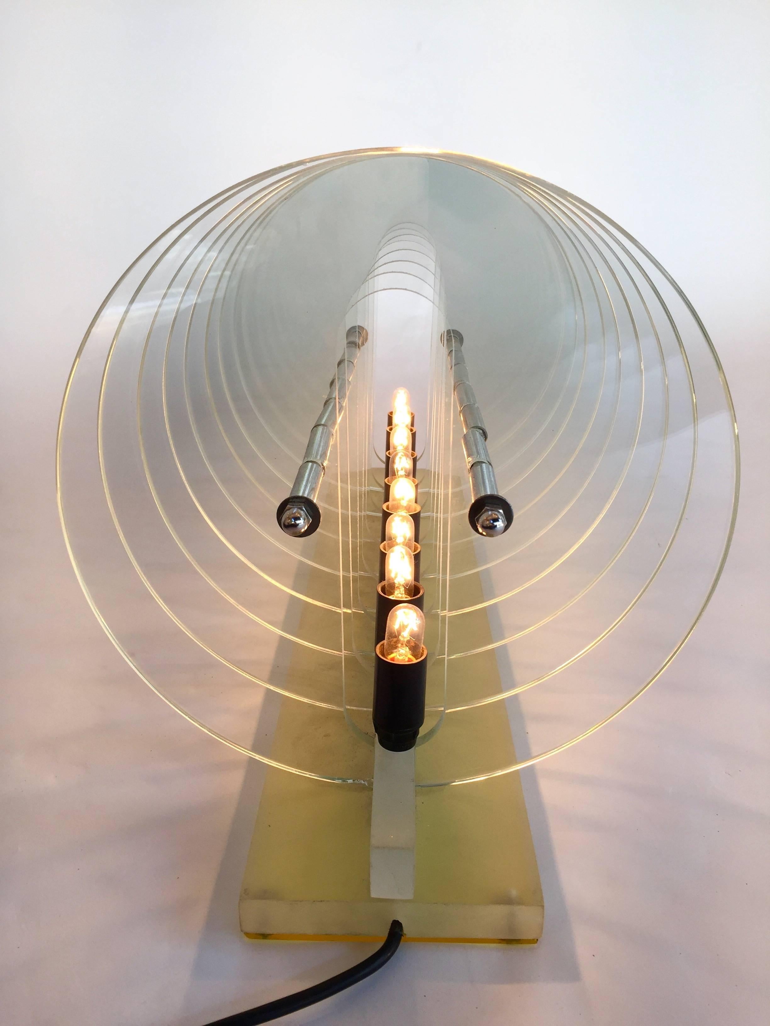 Kinetic Optic Italian Design Lamp, Italy, 1980s In Good Condition In SAINT-OUEN, FR