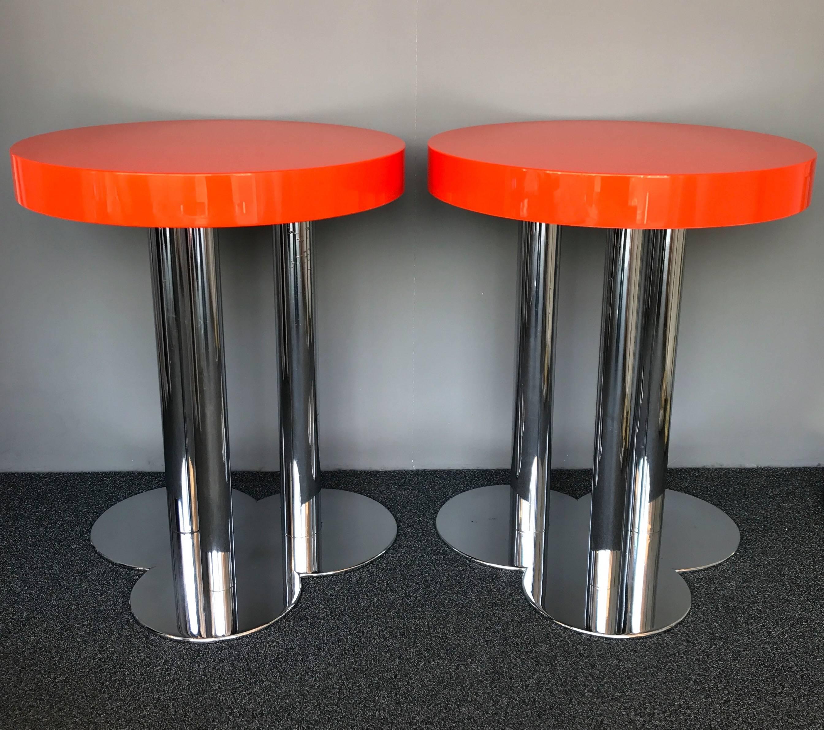 Pair of customize side end tables or guerdons huge tick orange coral lacquered top, based on famous Sergio Asti trefoil feet.
