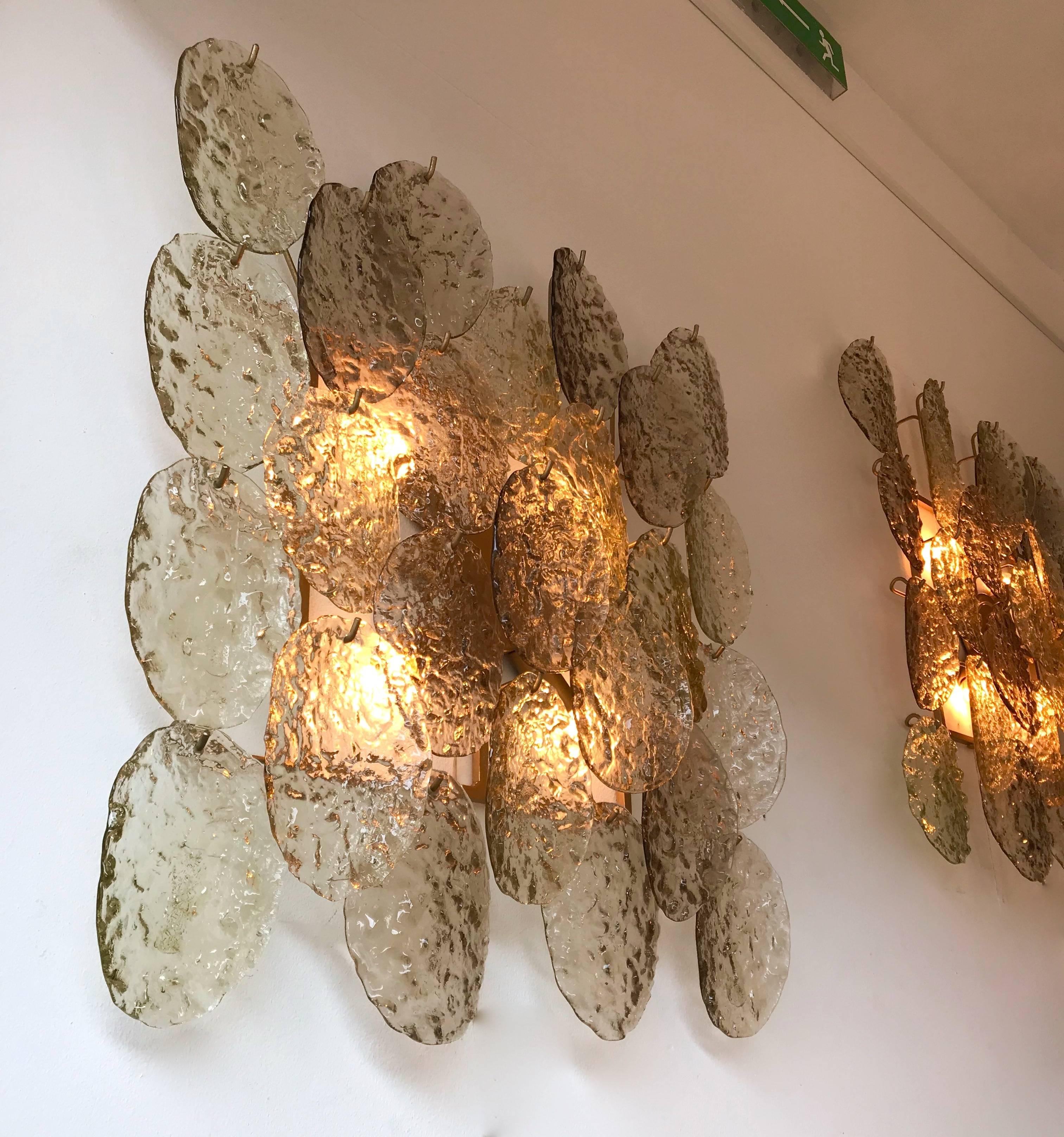 Huge pair of pannel wall lights sconces in Murano glass champagne color, gilt metal structure by Vistosi. Famous manufacture like Mazzega, Venini, Seguso, Poliarte, Carlo Nason