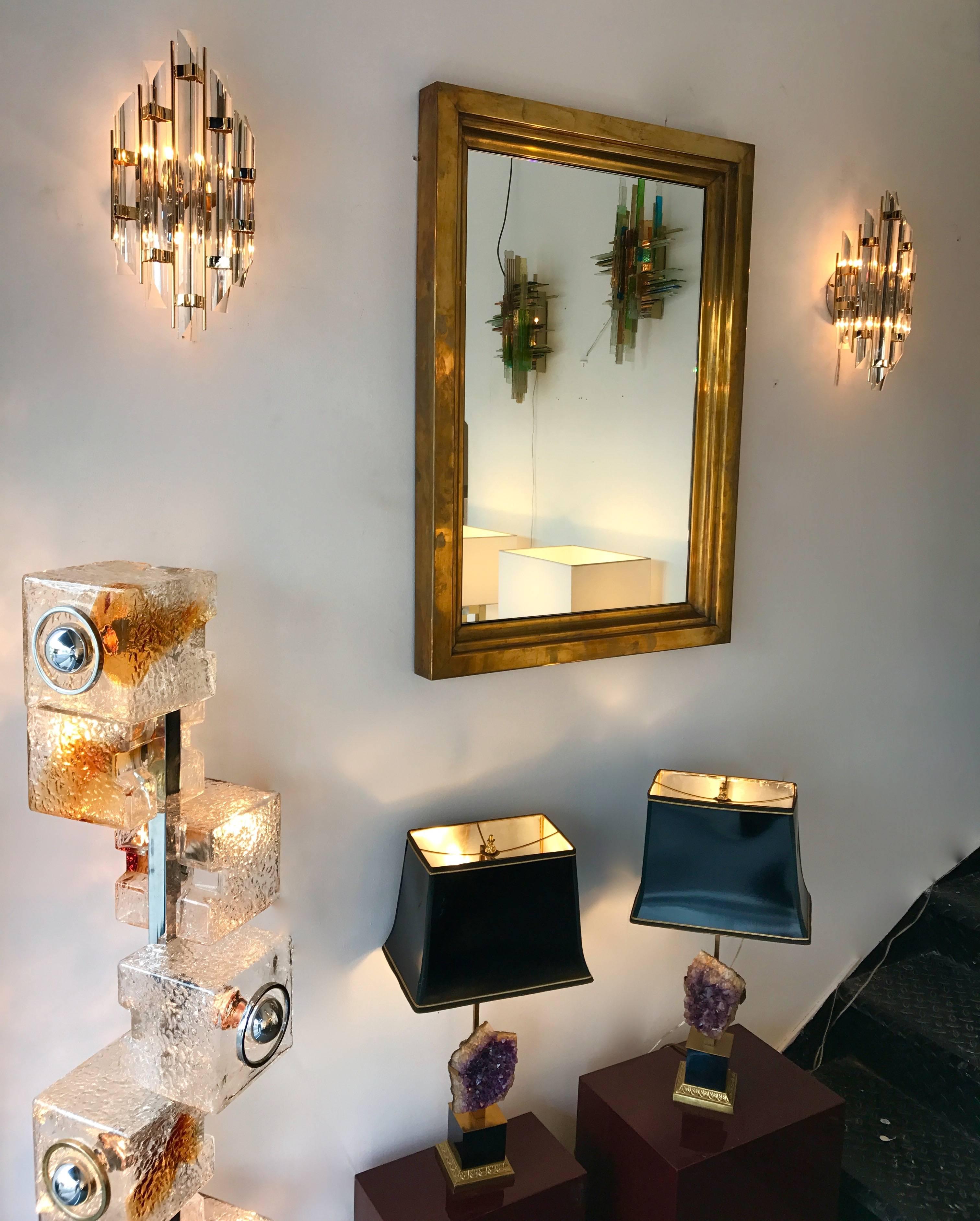 Pair of sconces brass gold-plated frames and complex faceted polyhedron triangle crystal shades by the editor Kinkeldey. Really nice quality. Famous manufacture like Palwa, Venini Murano glass, Seguso, Palm spring style, Hollywood Regency, Charles