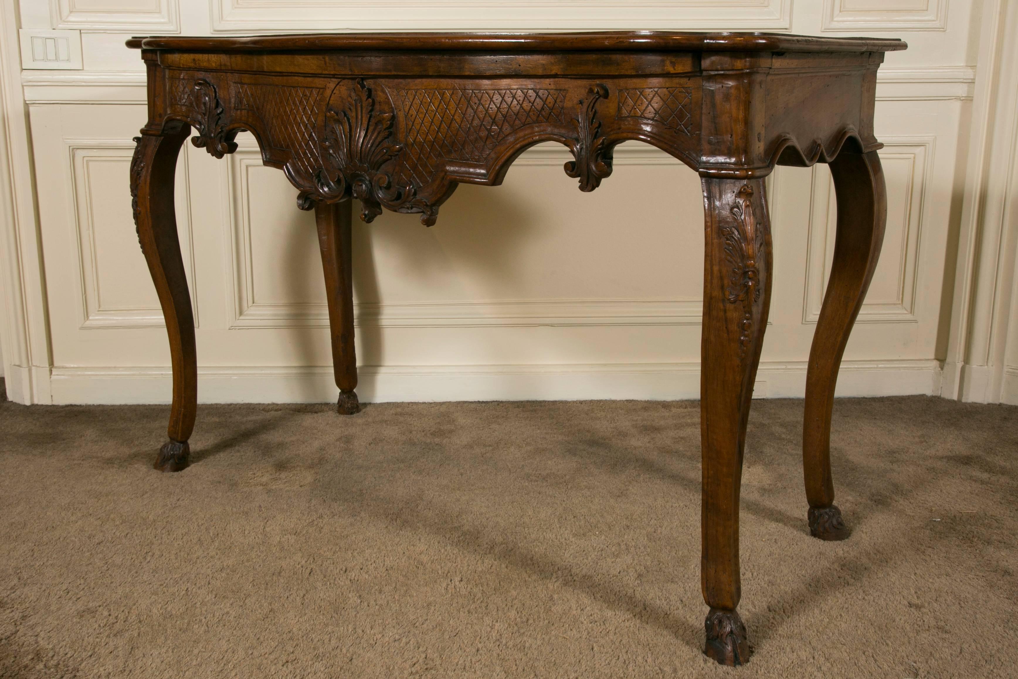 Carved 18th Century French Provençal Avignon Walnut Console Table