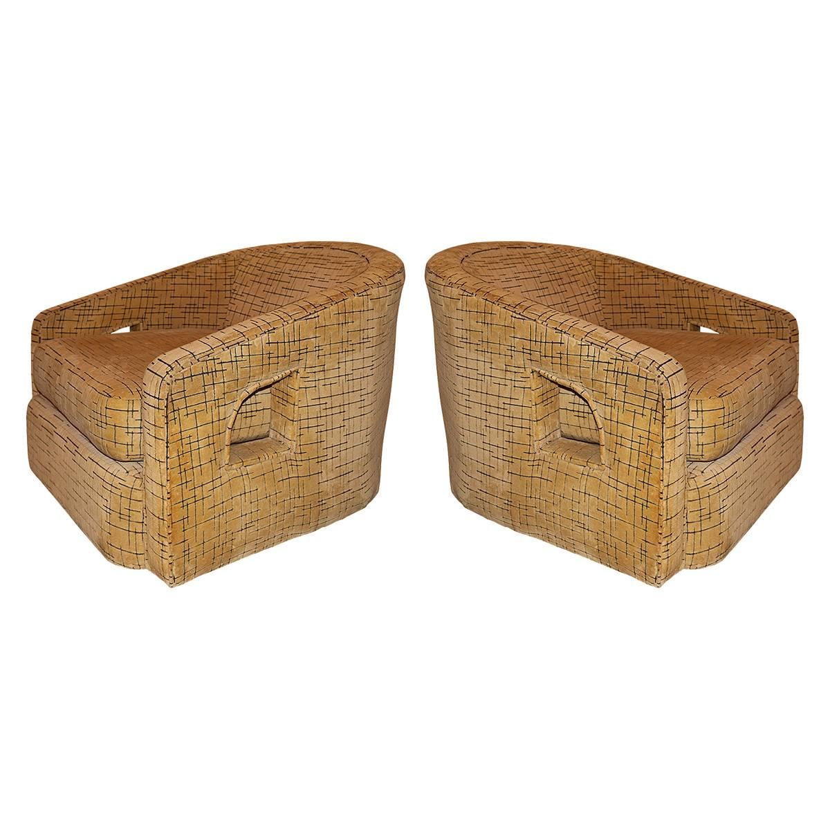 Unique Keyhole Swivel Tub Chairs