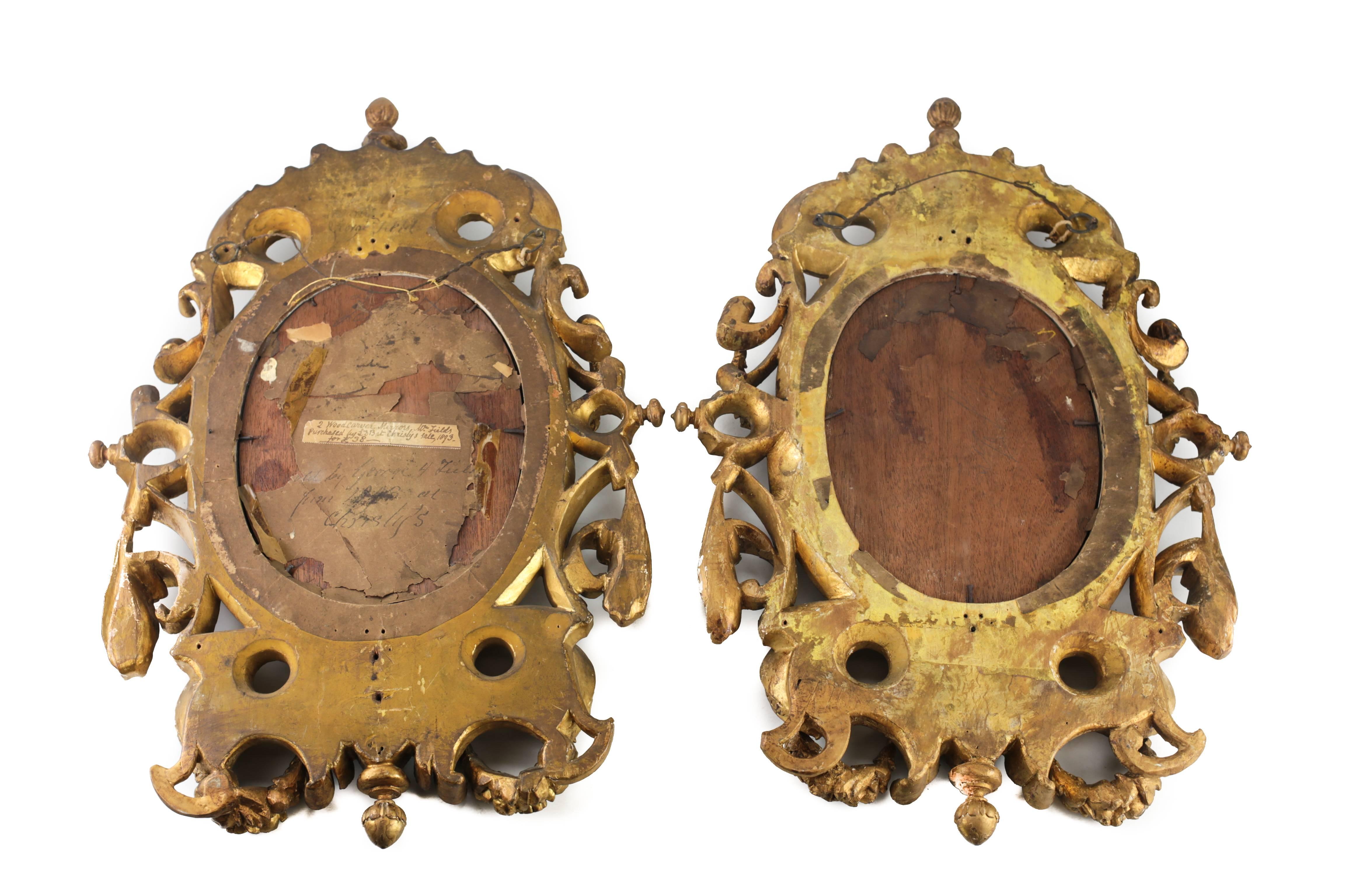 Pair of 18th Century Italian Giltwood Mirrors In Good Condition For Sale In Pasadena, CA