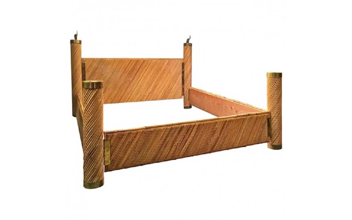 Marcello Mioni bamboo and brass modern king-size bed.
Excellent used condition.
Measure: Headboard height 35.5"
Interior width 74", depth 85"
Rails height 16".