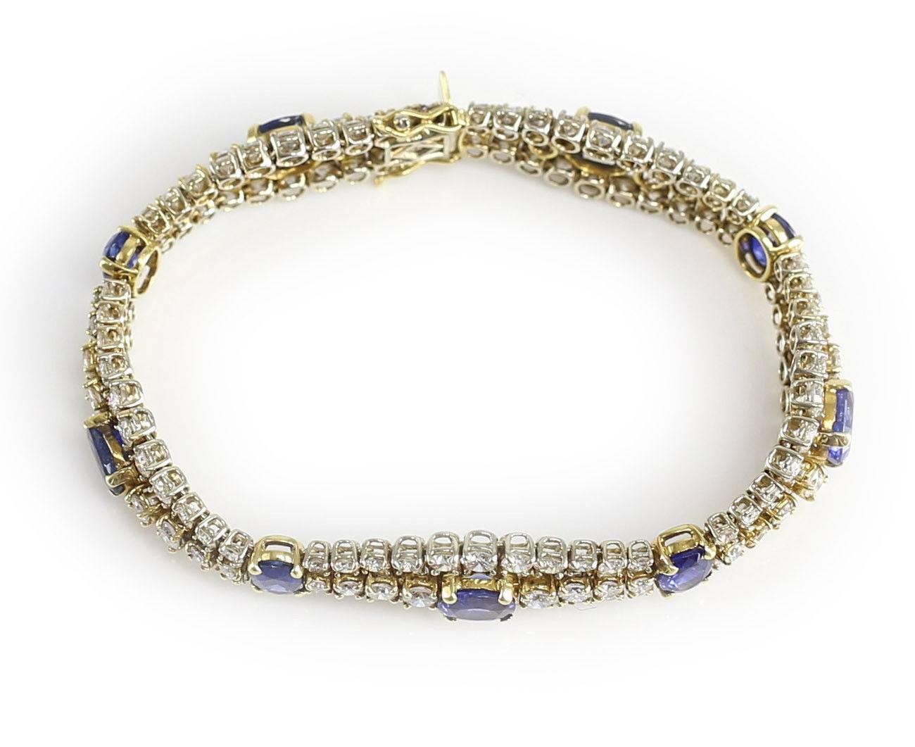 20th Century 18-Karat Yellow Gold and Sapphire Bracelet For Sale