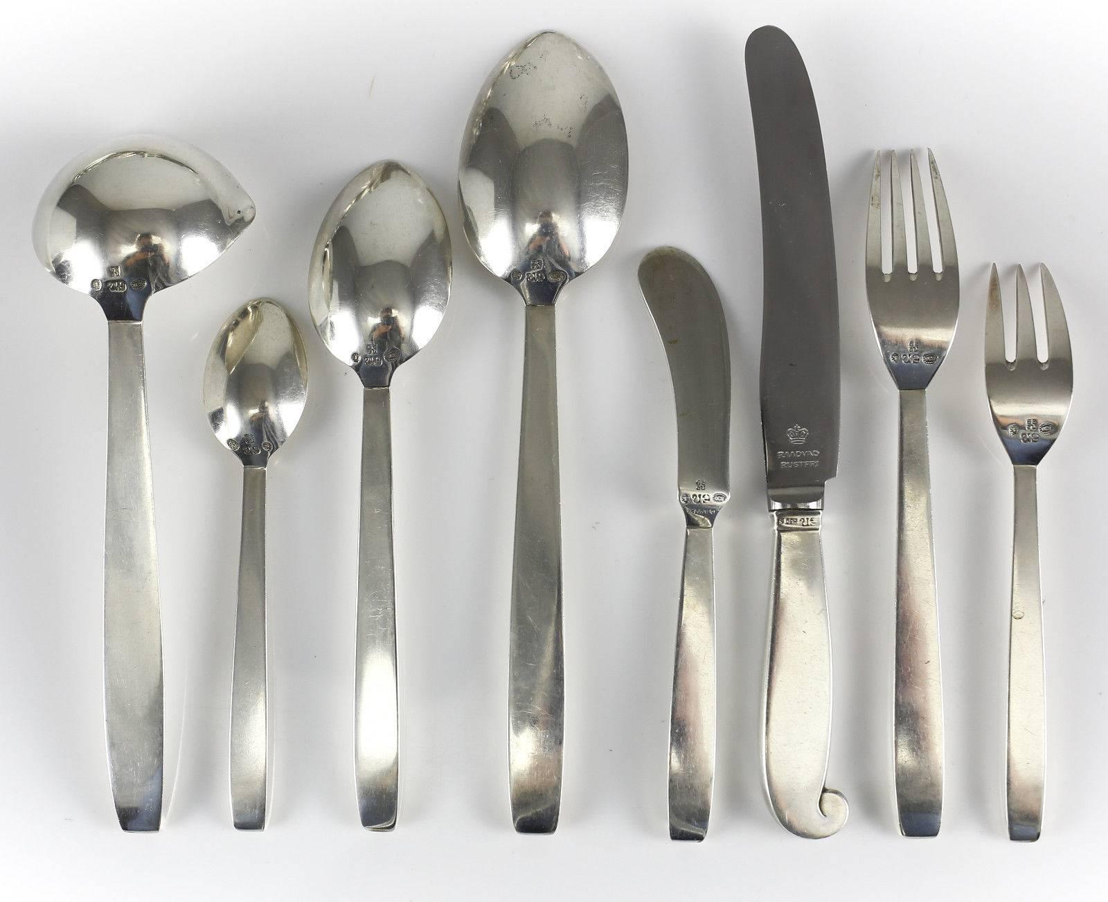 A 52-piece Evald Nielsen .830 Danish silver five-piece service for eight, flatware set in pattern 29, circa 1930. Rare to find a set from this vintage.

This is known as one of the earliest flatware patterns designed by Evald Nielsen, the early