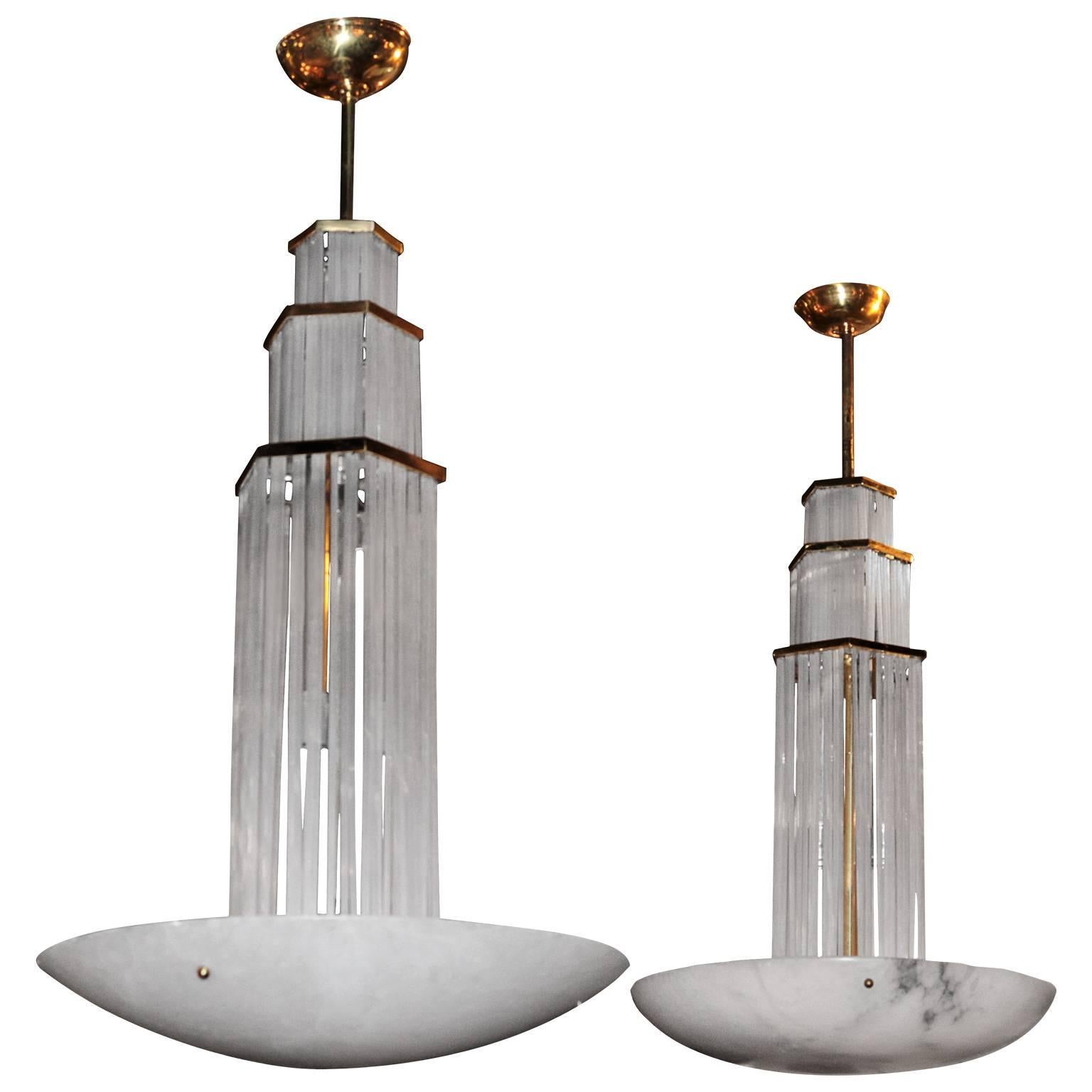 Pair of Italian Art Deco Style Alabaster Three-Tier Rod Glass Chandeliers In Excellent Condition In Pasadena, CA