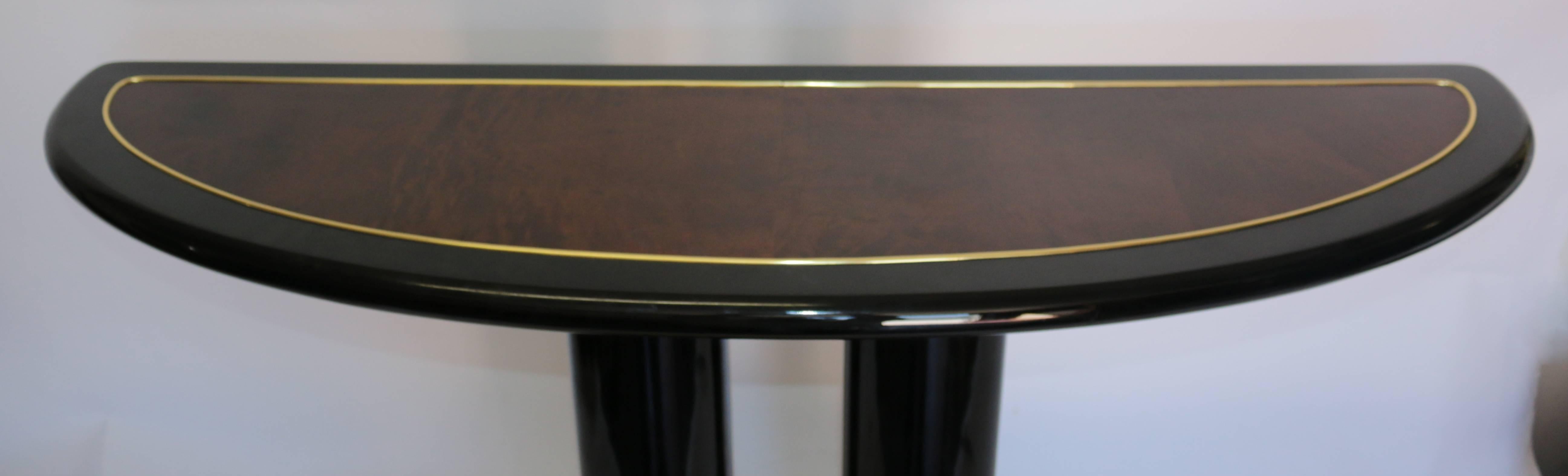 Henredon Pedestal Modern Black Lacquer Console Table In Excellent Condition In Pasadena, CA