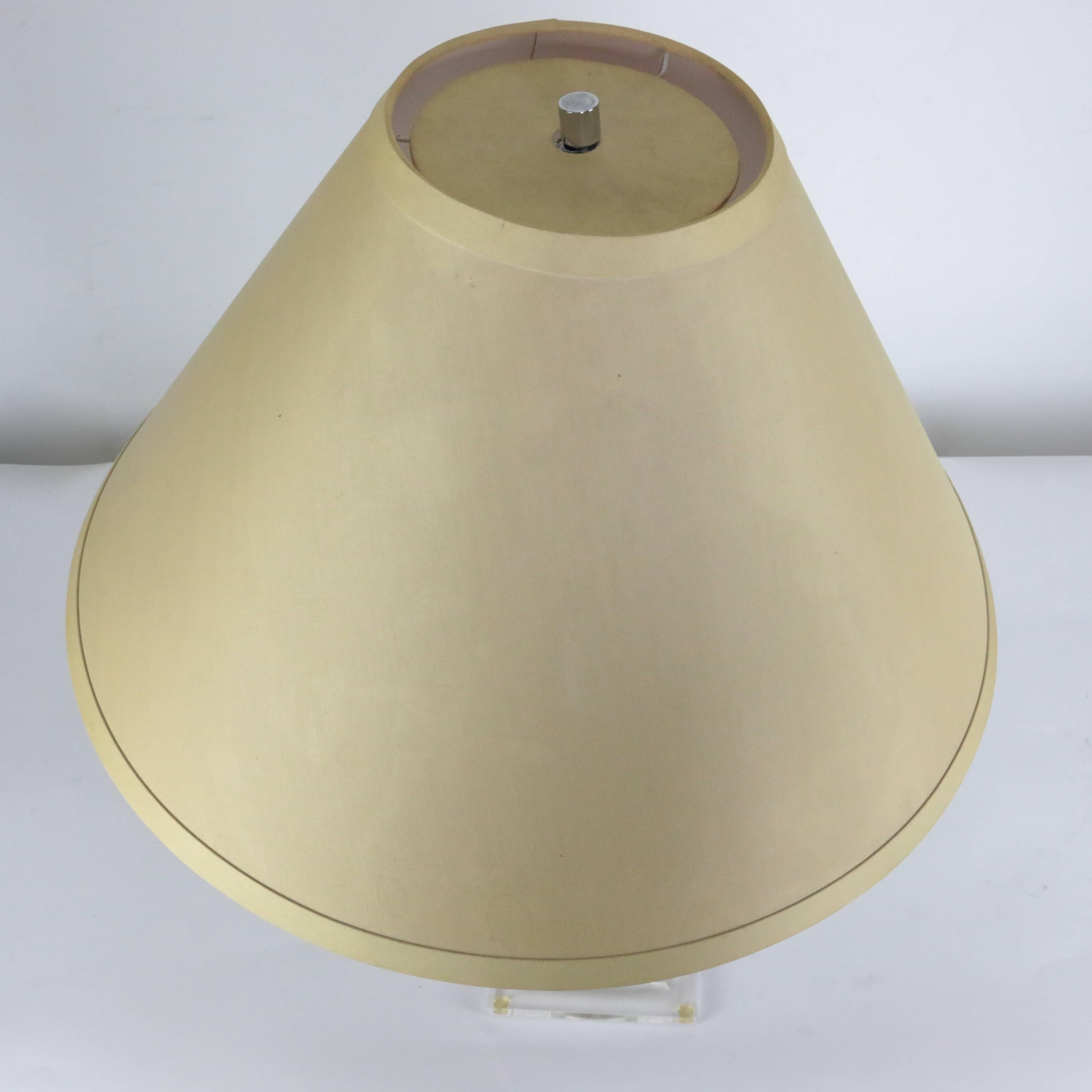 Mid-Century Modern Shirly Ritts Lucite Table Lamp For Sale